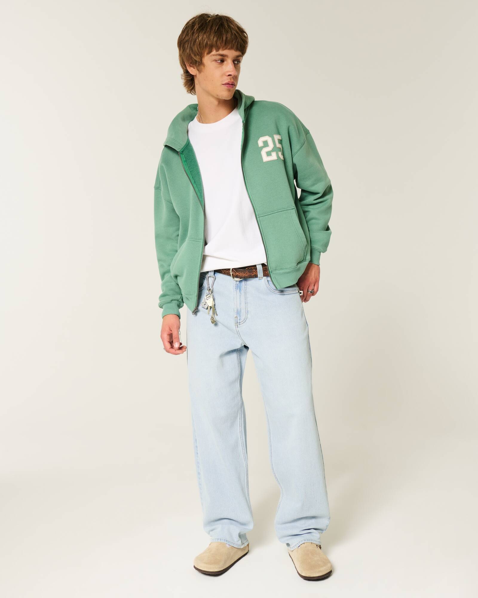 Medium Wash Skater Baggy Jeans