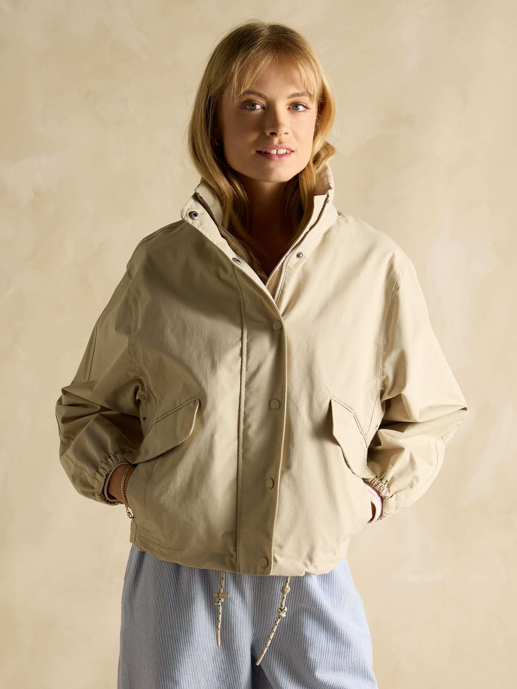 Hove Stone Waterproof Windbreaker With Packable Hood