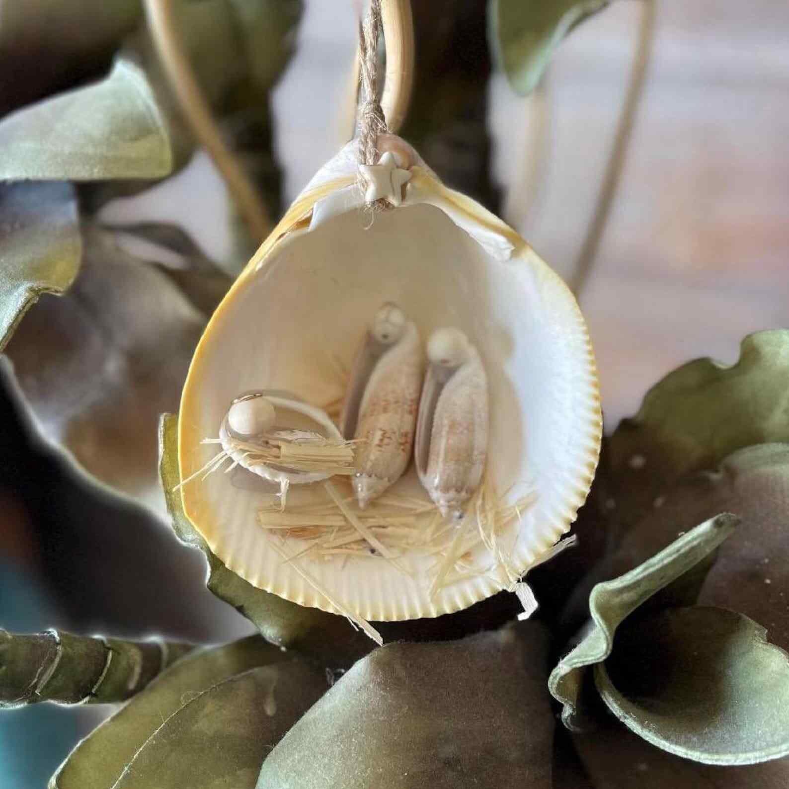 Seashell Nativity Ornament