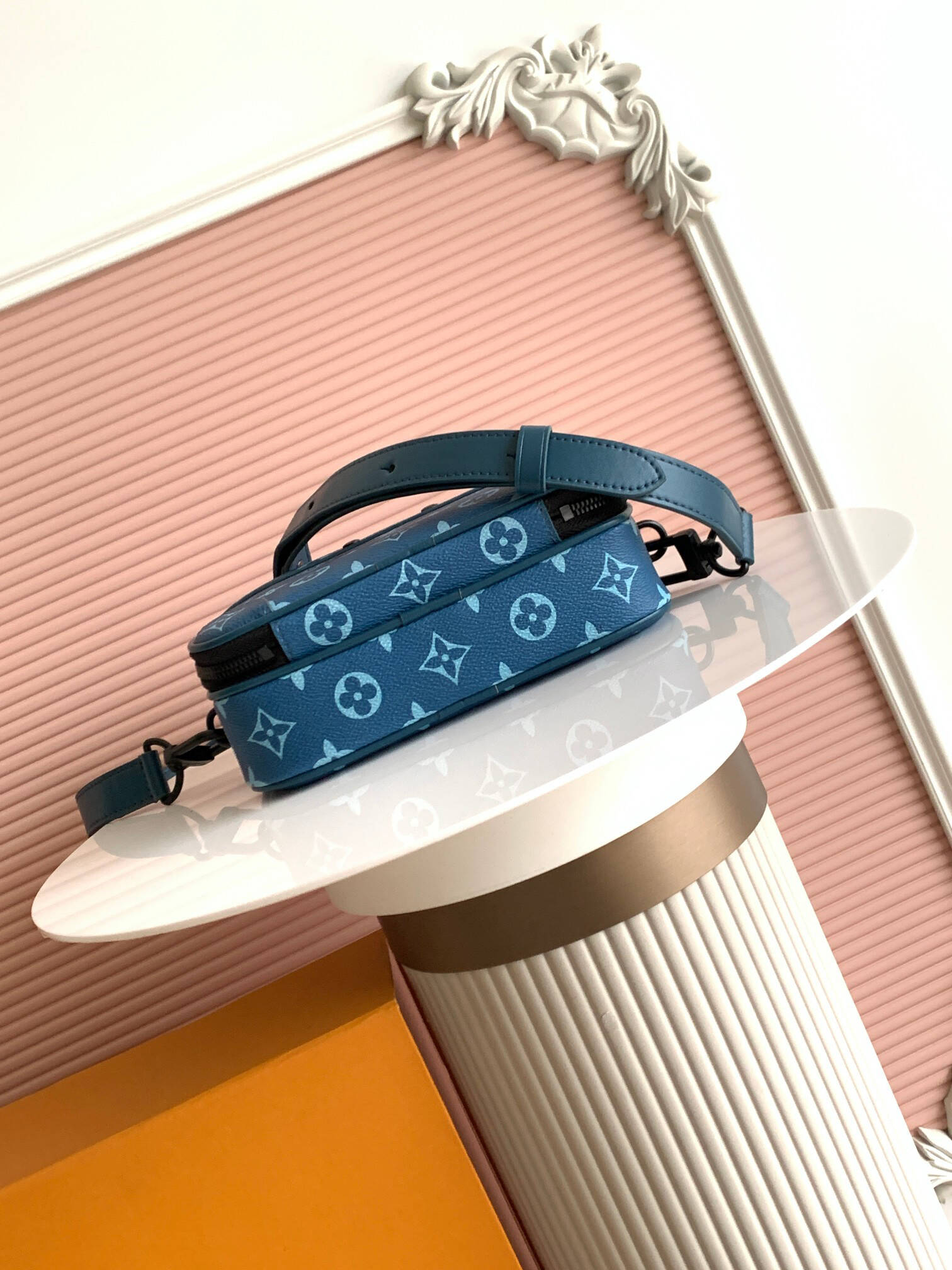 CB 2026 BLUE CAMERA BAG