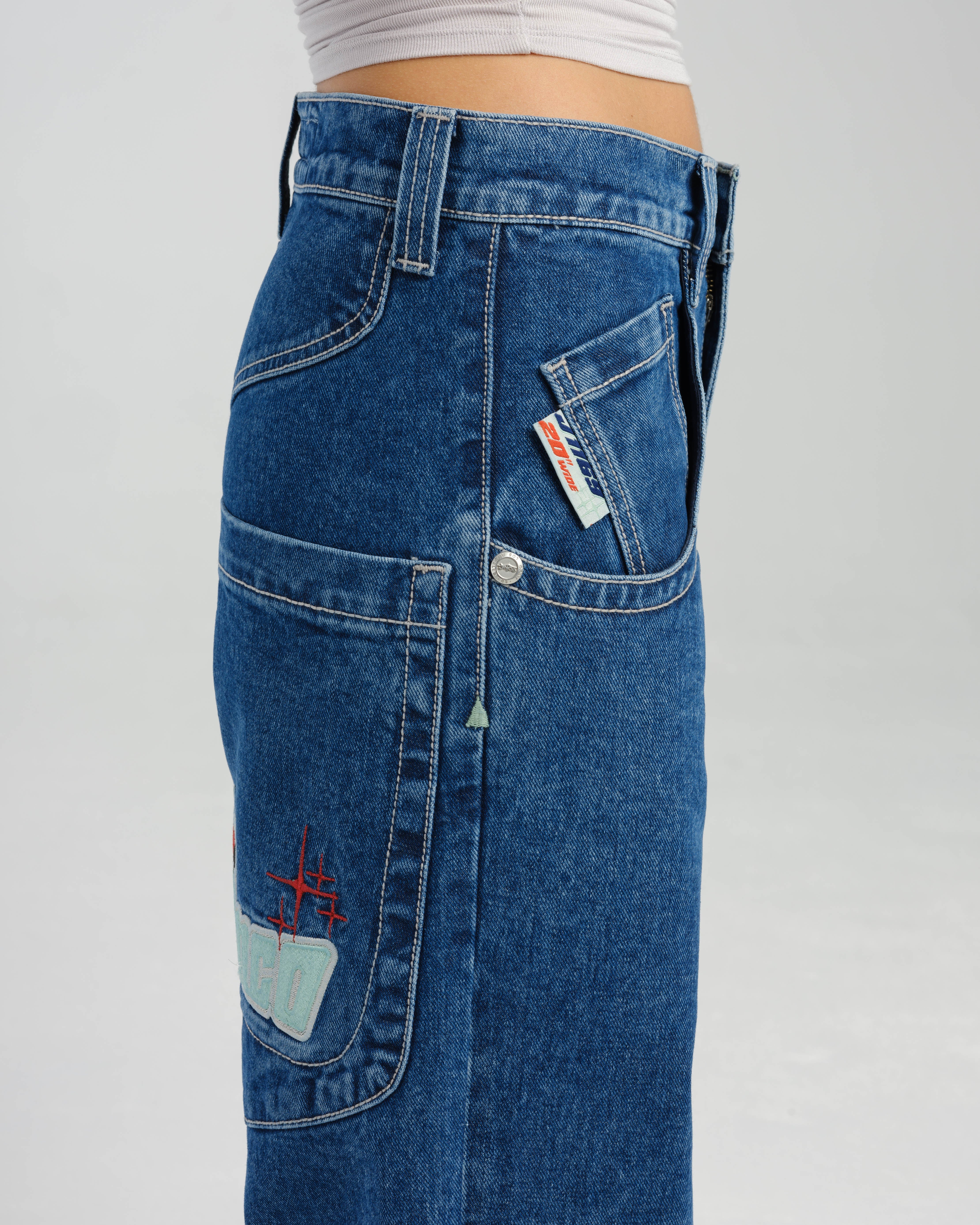 W1169 Low Down Deck. 20