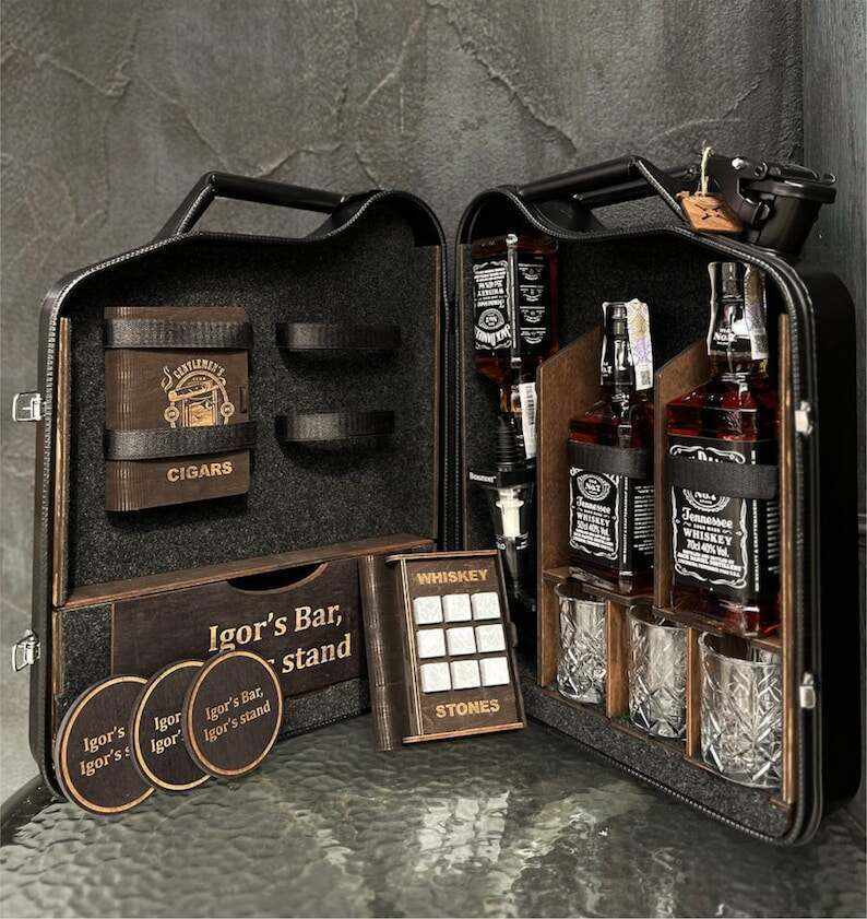 20 L Jerry Can Mini Bar With Alcohol Dispenser, Home Mini Bar, Handmade Travel Bar Set, Gift for him, For Husband, For Dad, Custom Fuel Bar