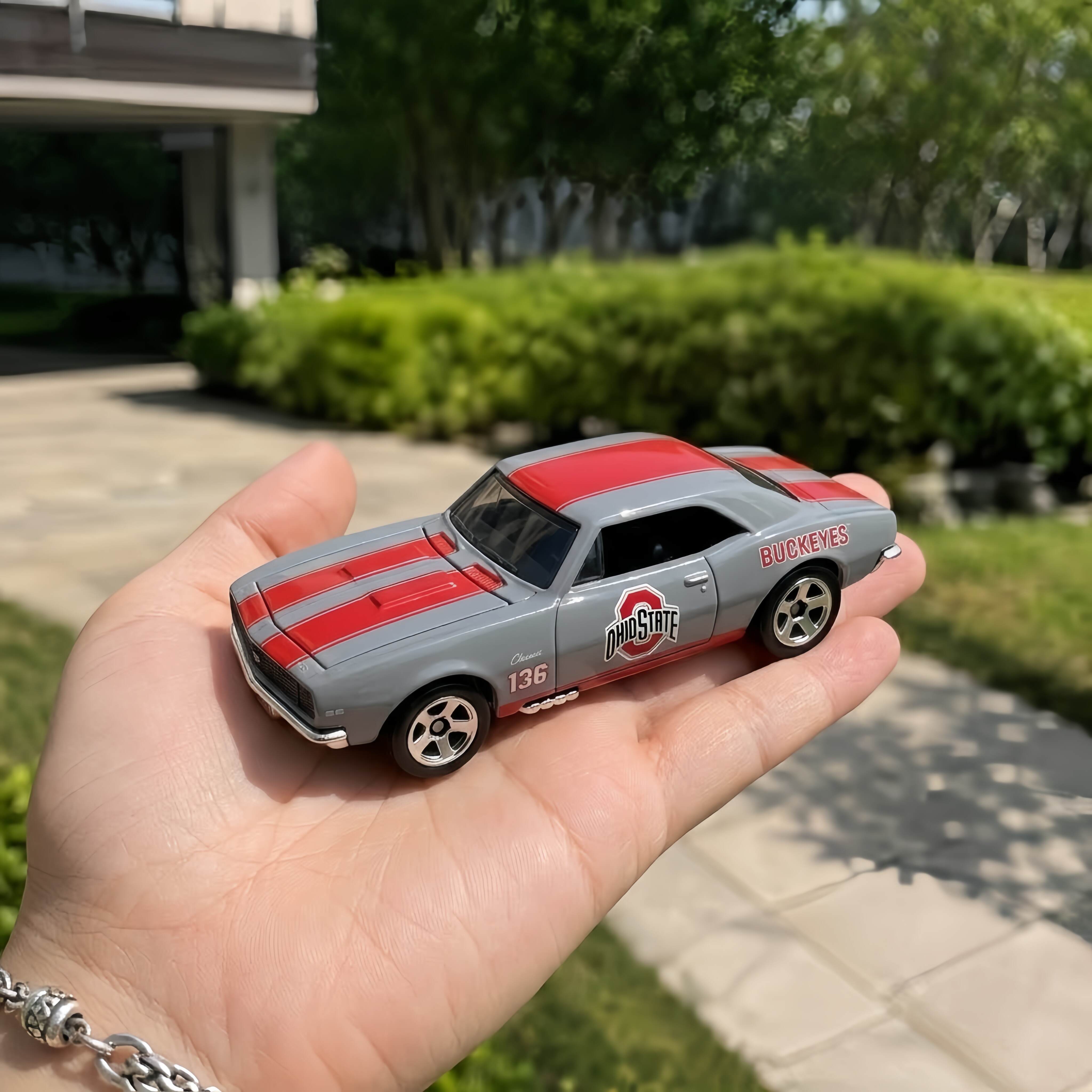 Hot Wheels Ohio State Buckeyes 136th Anniversary Chevrolet Camaro