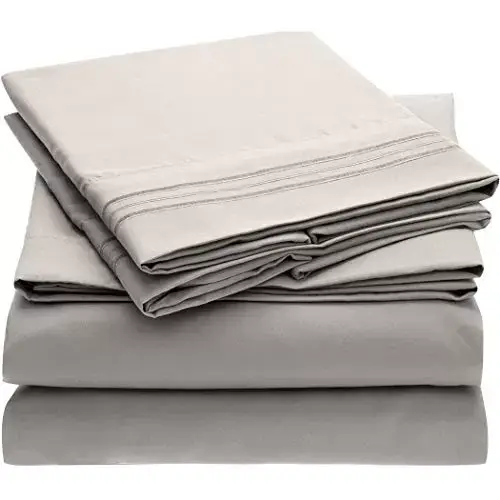 Brushed Microfiber Hypoallergenic 4 pcs Bedsheet Set