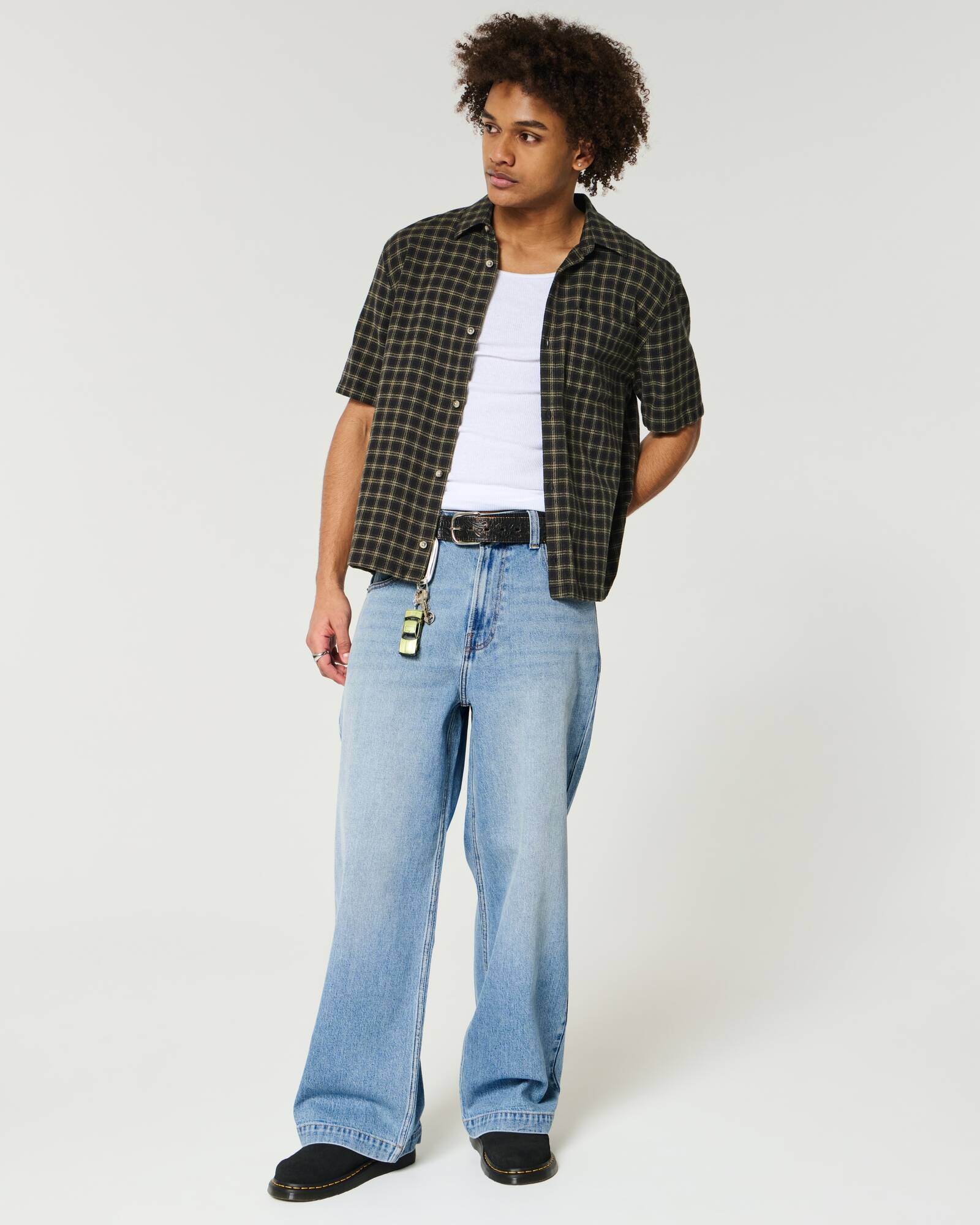 Medium Wash Super Baggy Jeans