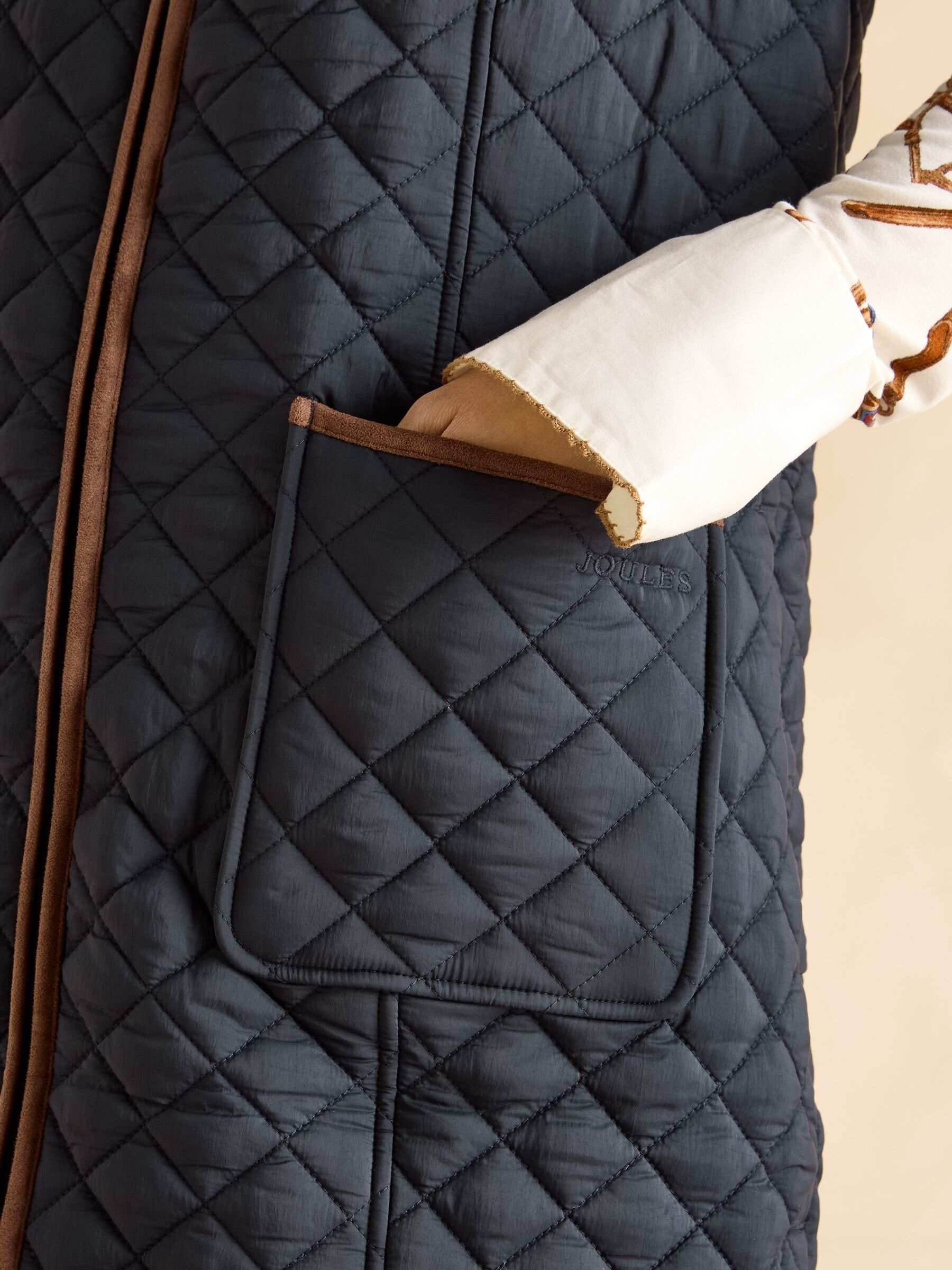 Sutton Navy Blue Showerproof Longline Diamond Quilted Gilet