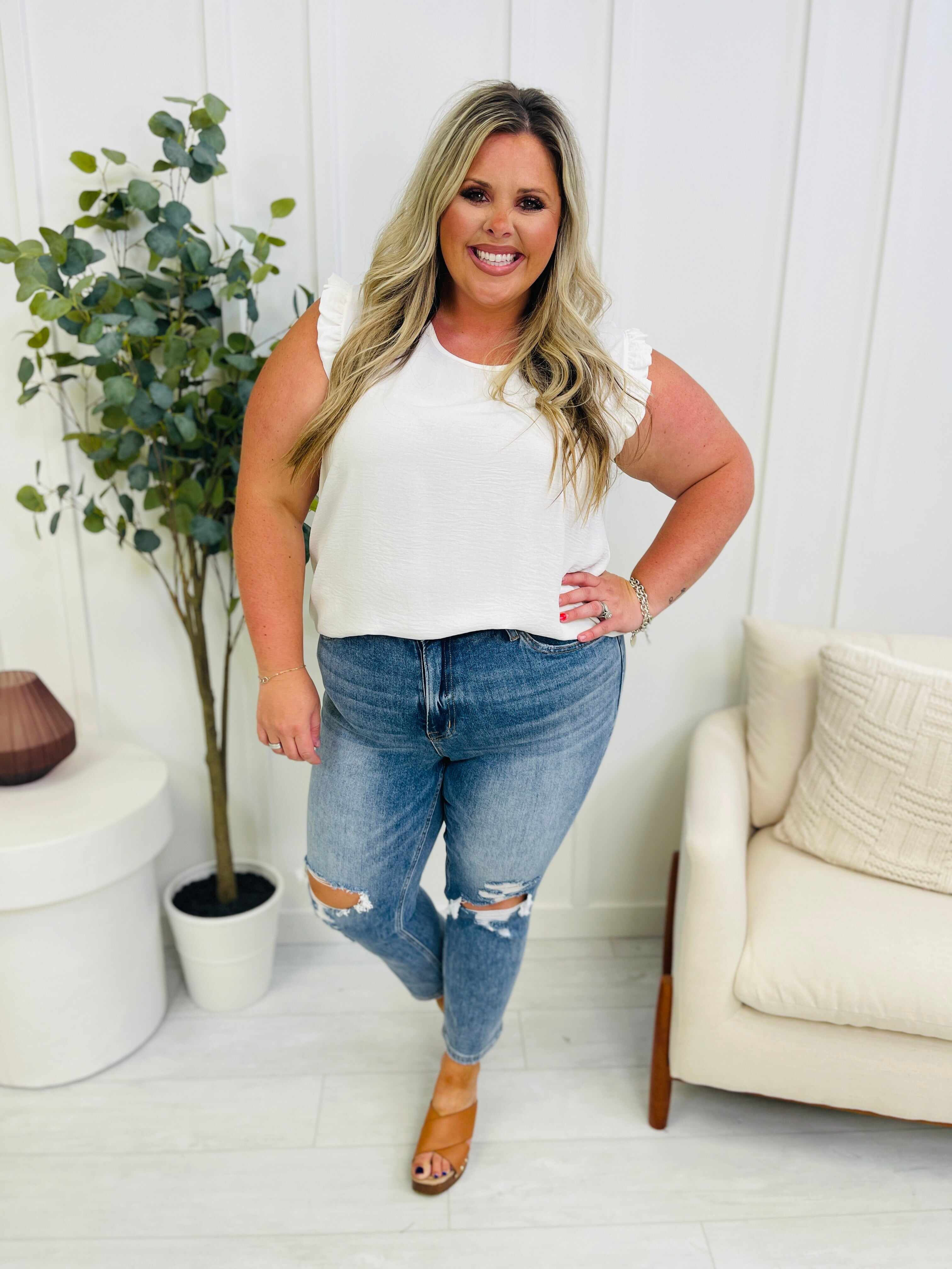 Lovervet REG/CURVY Don't Crop Me Cropped Straight Jeans