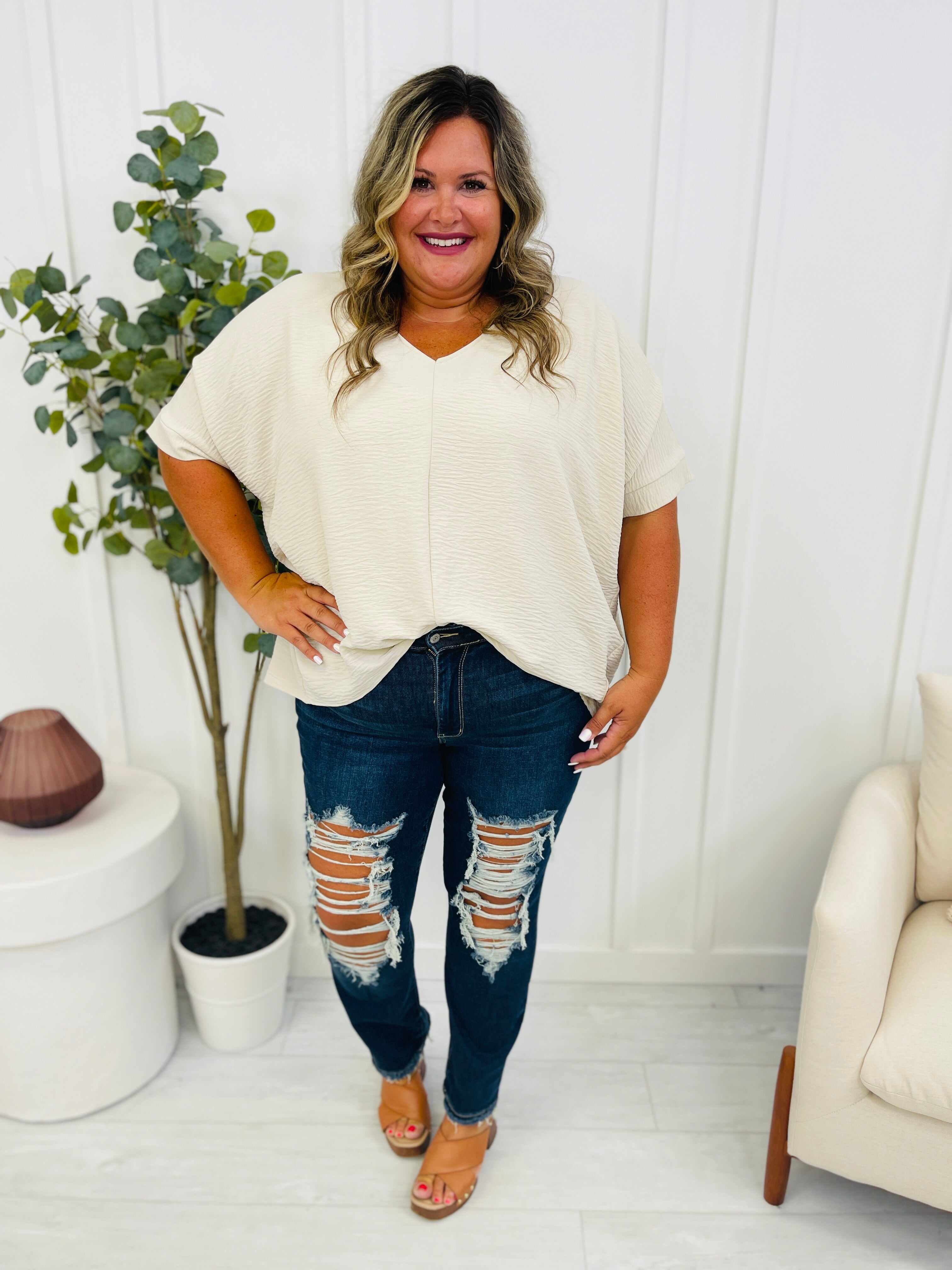 REG/CURVY Straighten Up Straight Leg Jeans