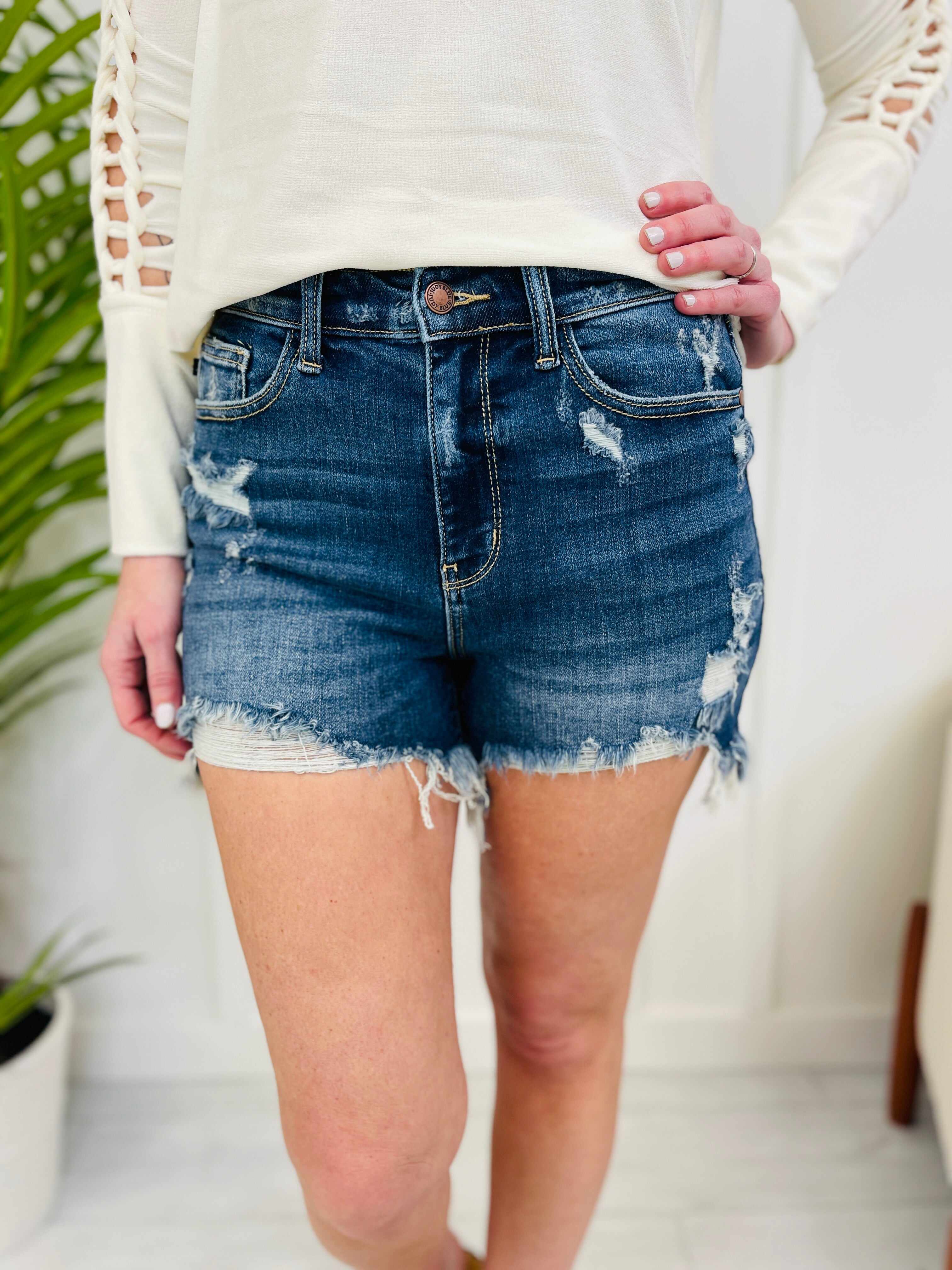 Plus/Reg Toes in the Sand Shorts