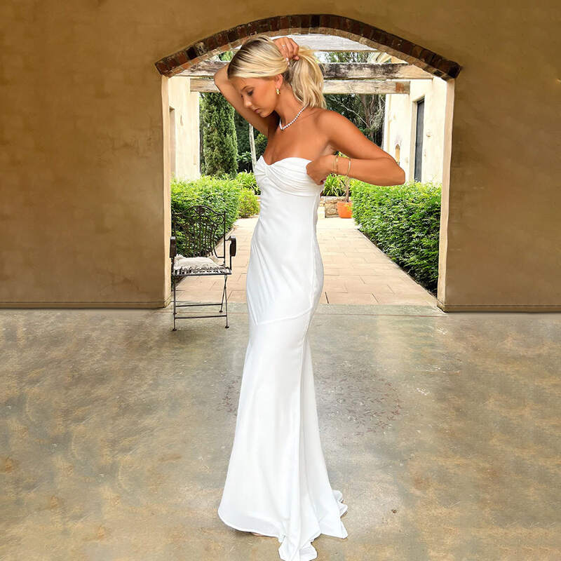 Elegant Strapless Maxi Dress