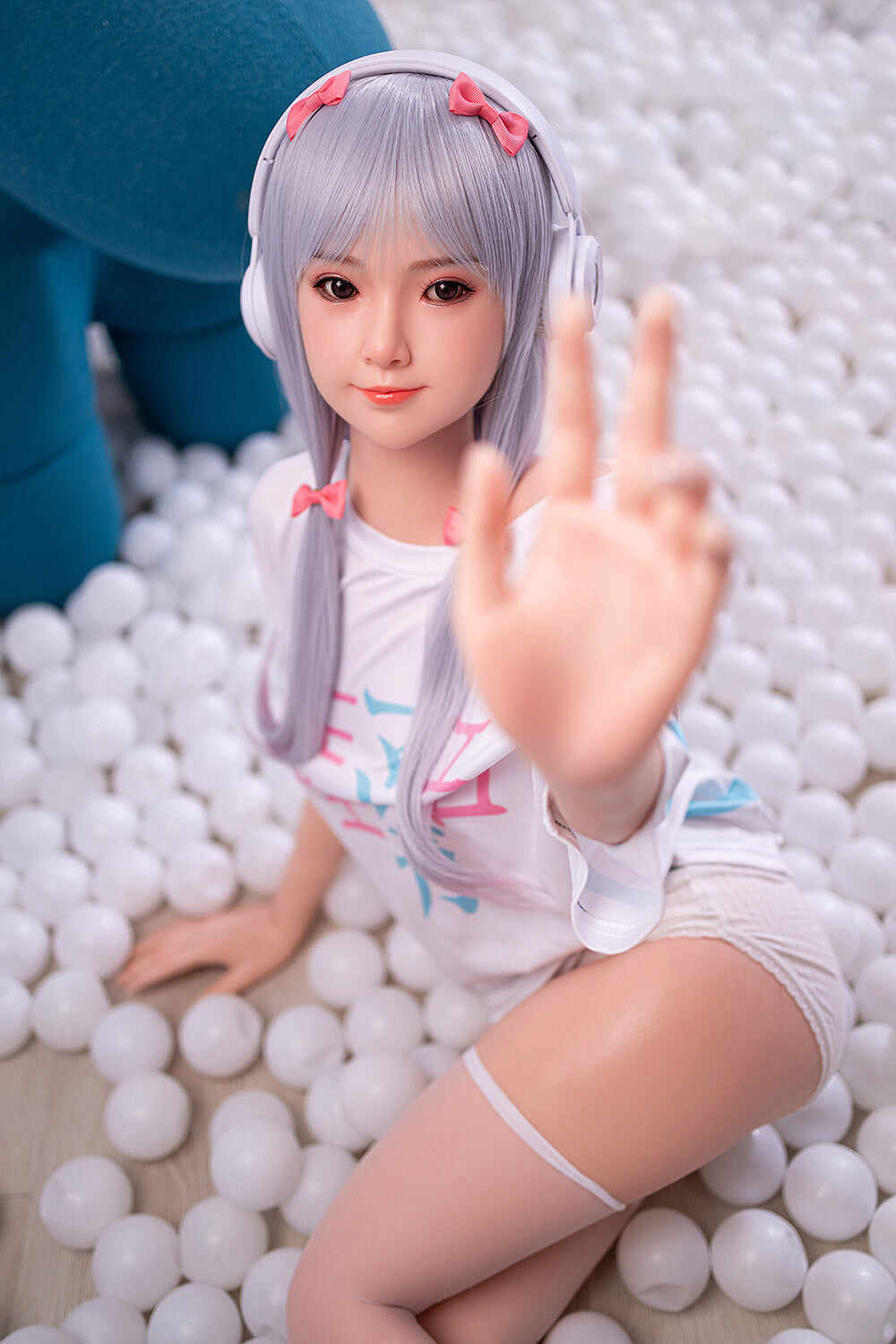 Corrinne 5ft18 / 158cm #30 Head Full Silicone Small Breasts Cute Custom Sex Doll