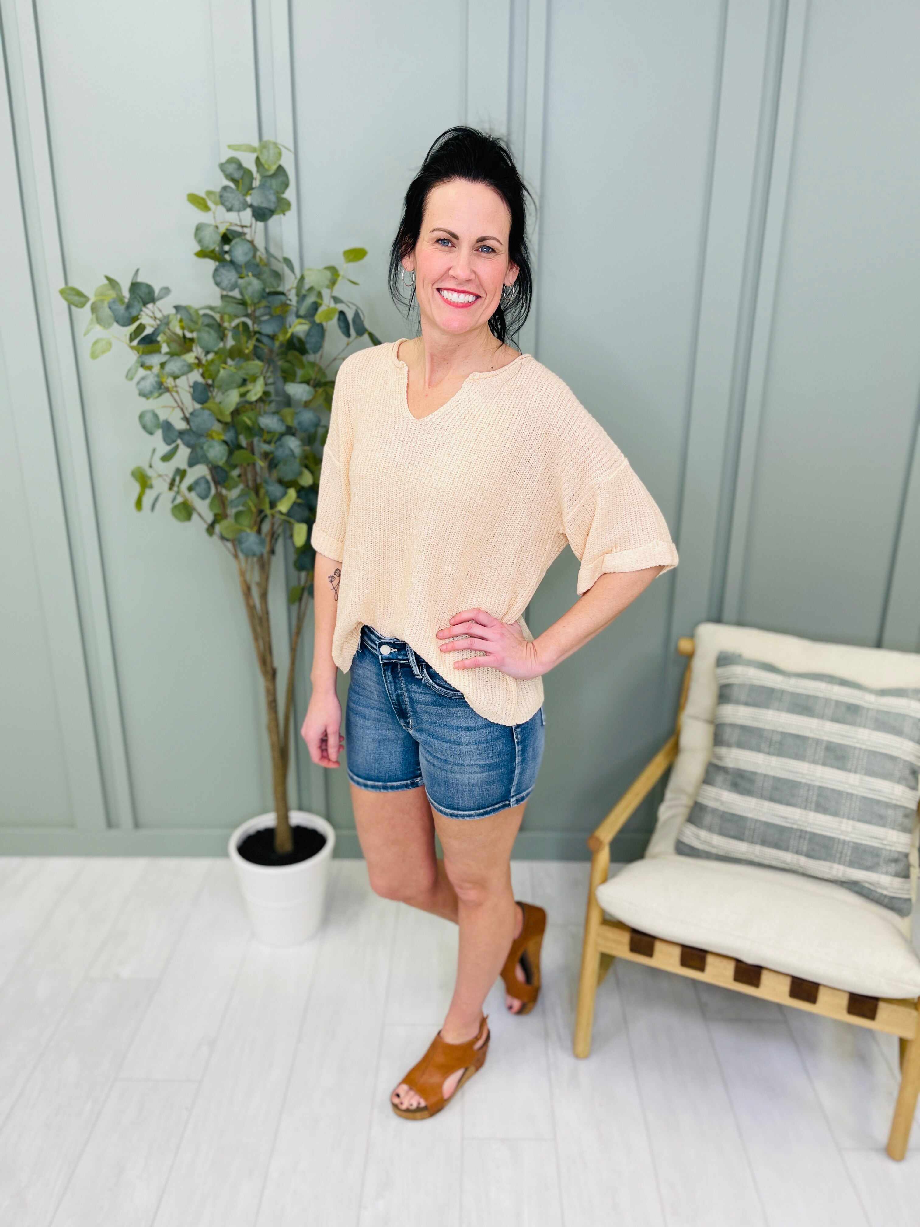 REG/CURVY Made You Look Shorts