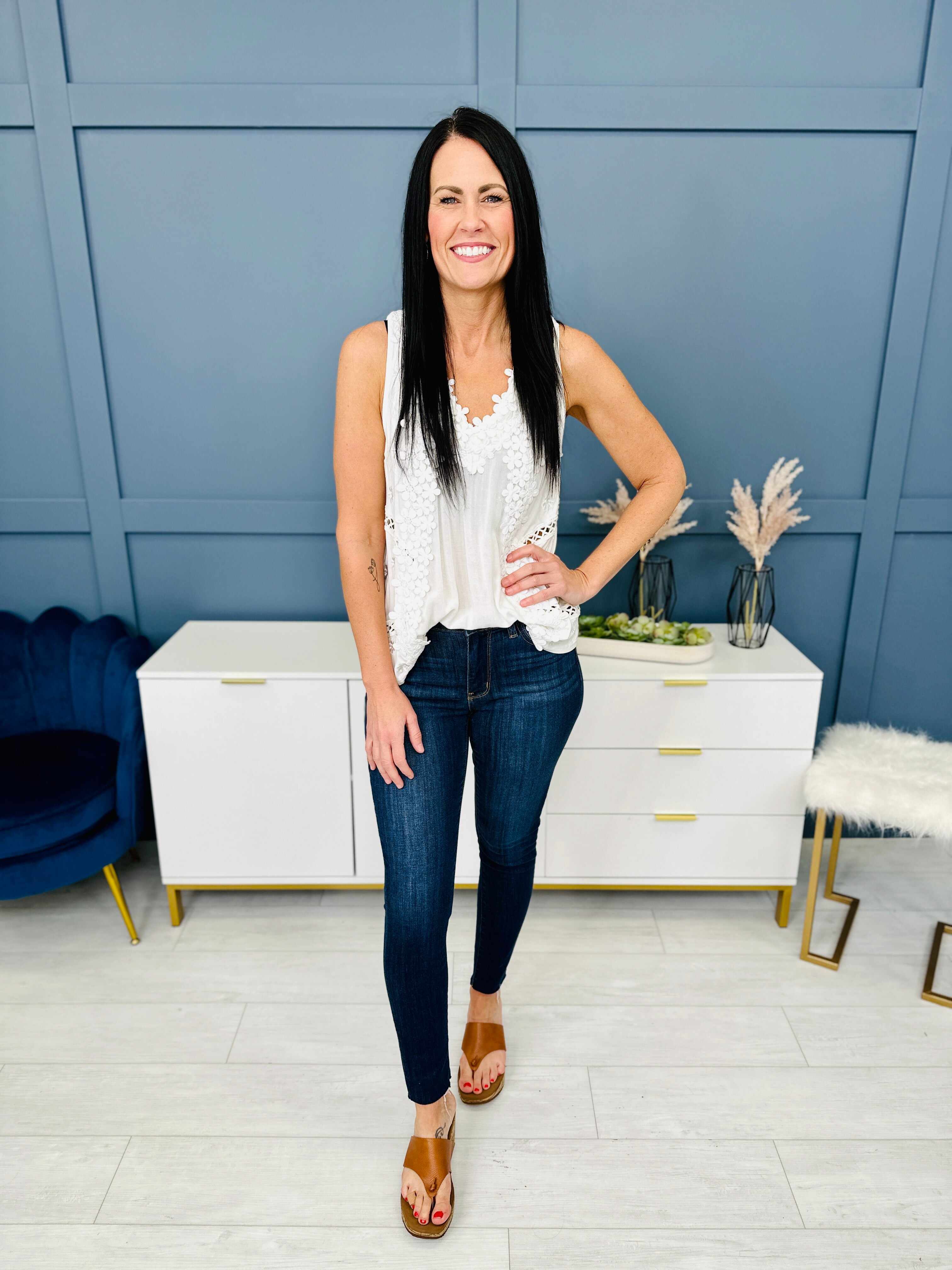 FIFTH RESTOCK! BEST SELLER!  Mid Rise REG/CURVY Work For The Weekend Skinny Jeans