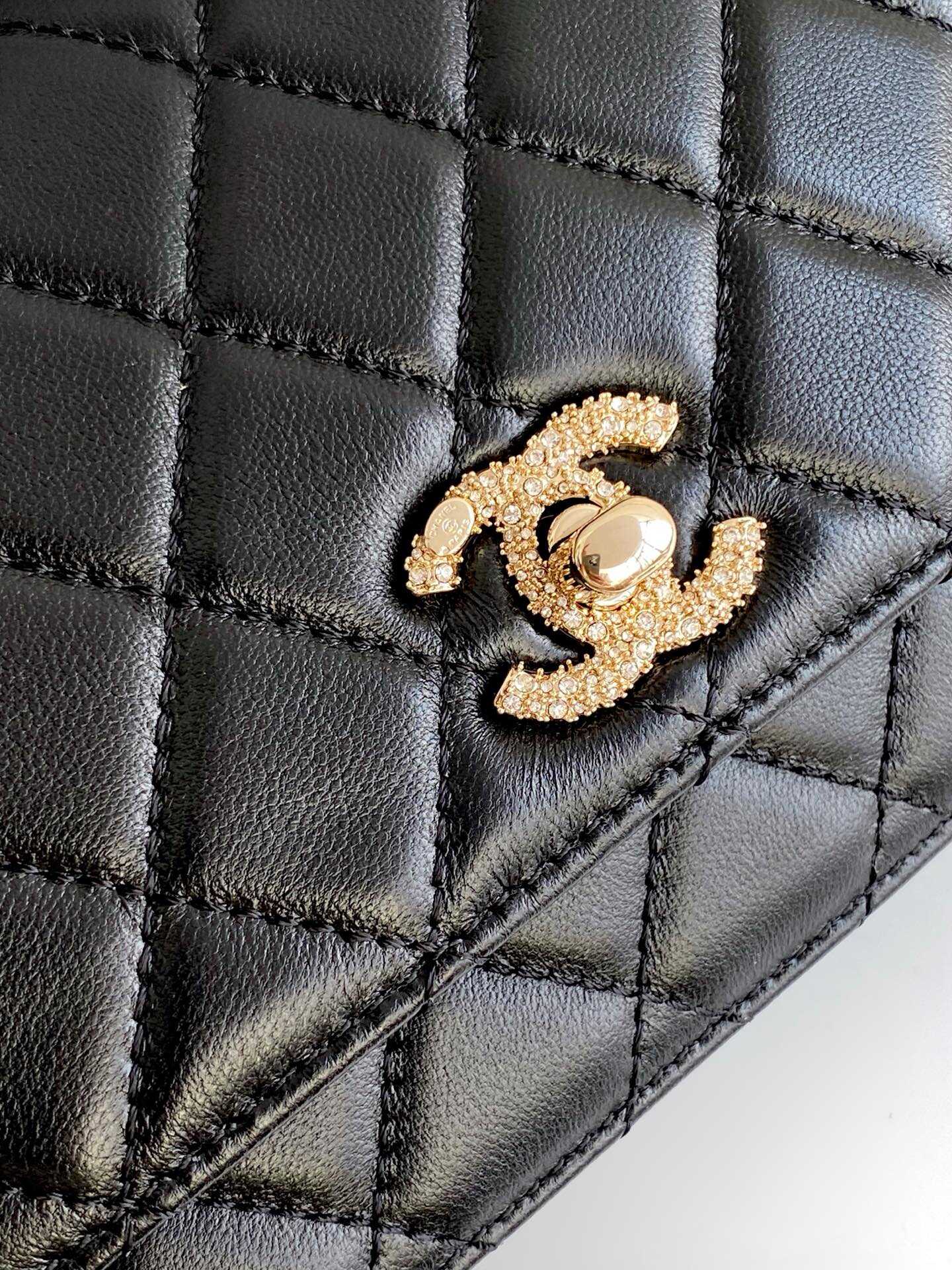Chanel 25S Diamond-Encrusted Trendy CC WOC