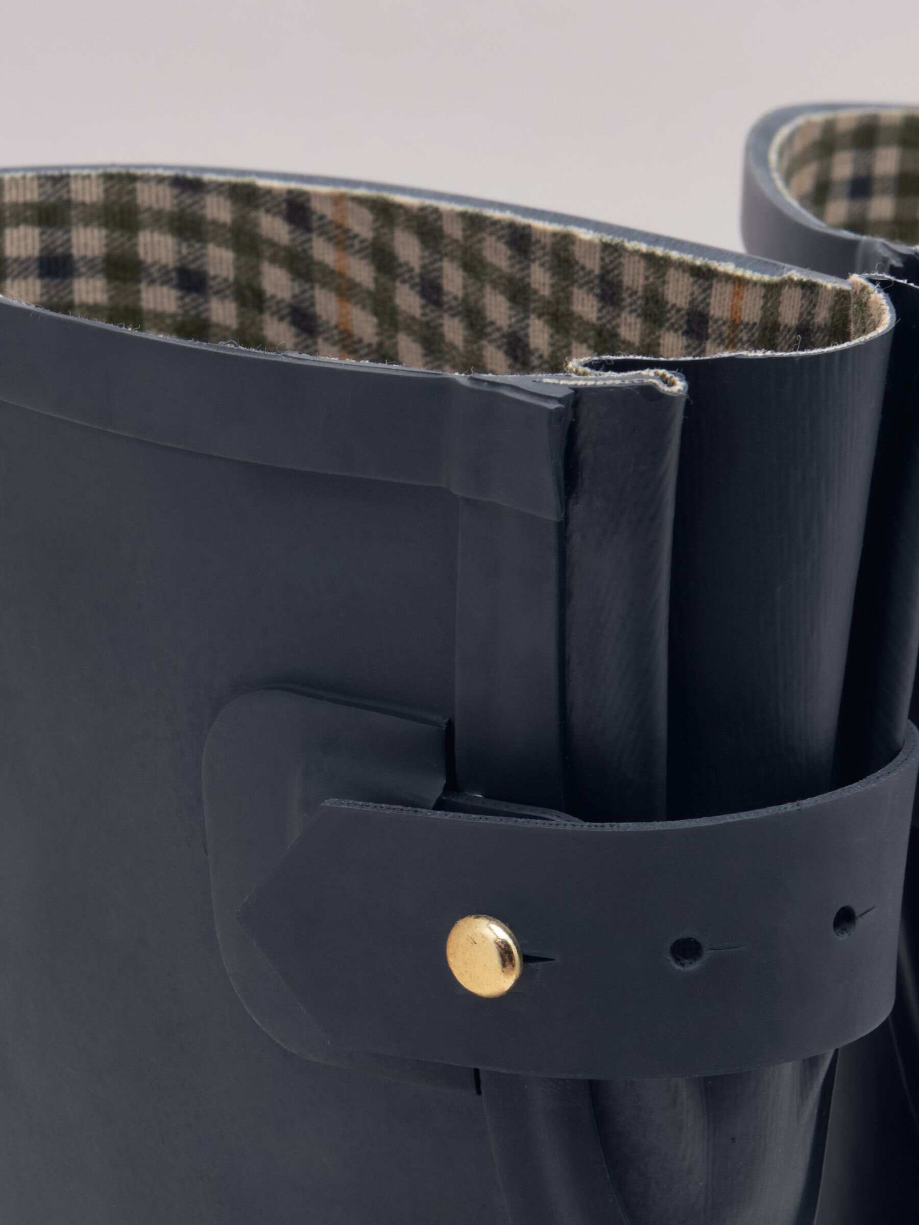 Wistow Black Adjustable Mid Calf Wellies