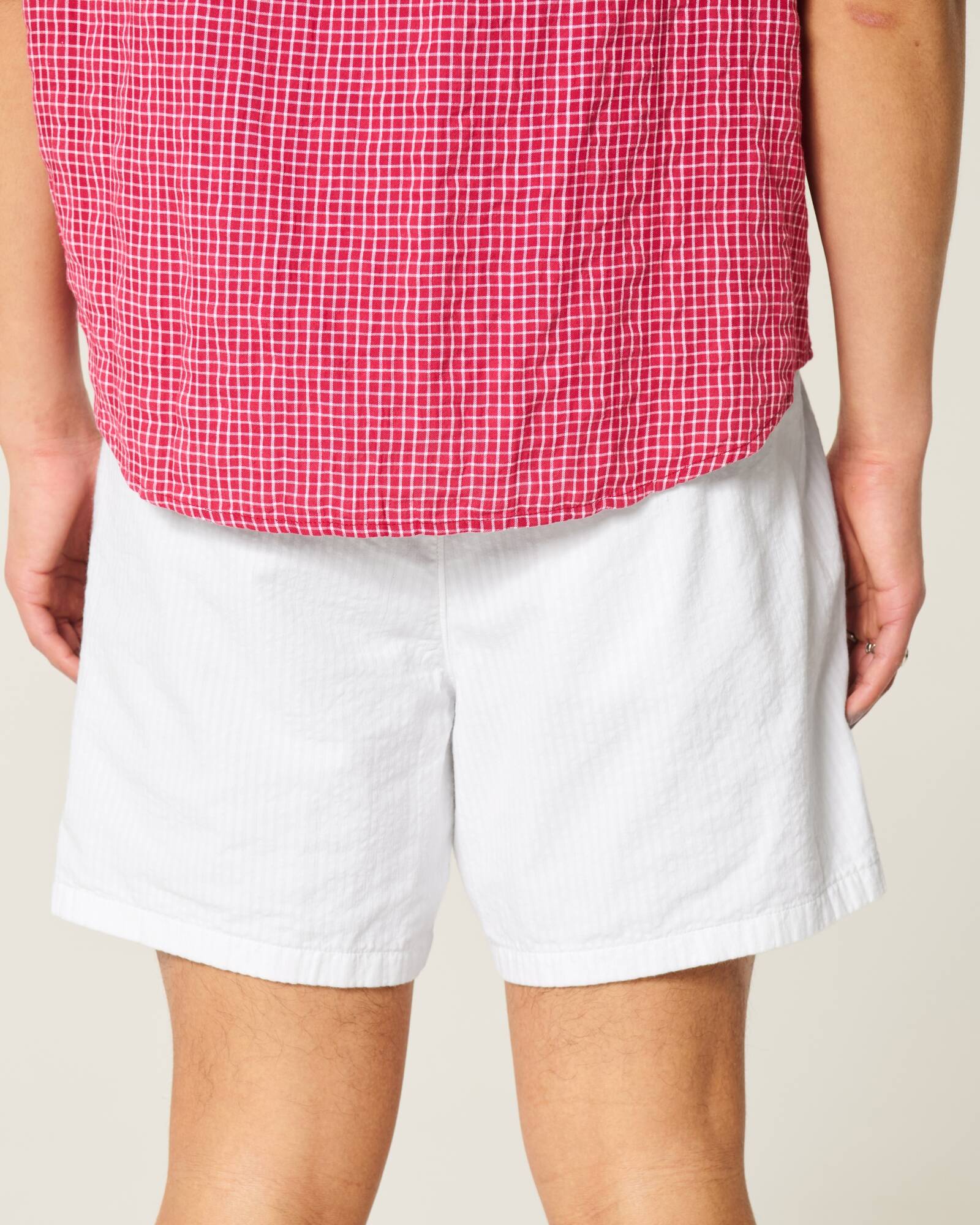 Mid-Thigh Linen-Blend Pull-On Shorts