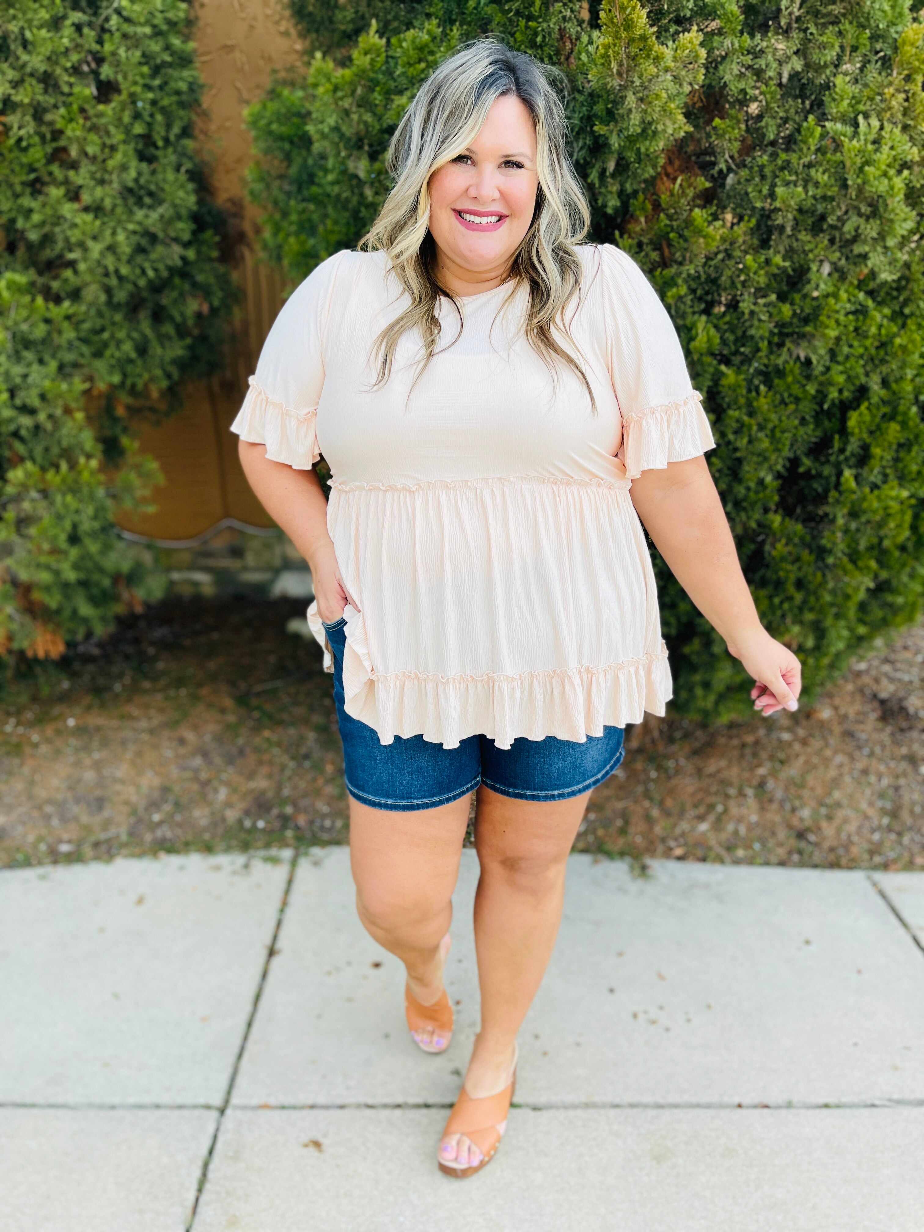 Plus/Reg Sweet Summertime Mid Rise Dark Wash Shorts