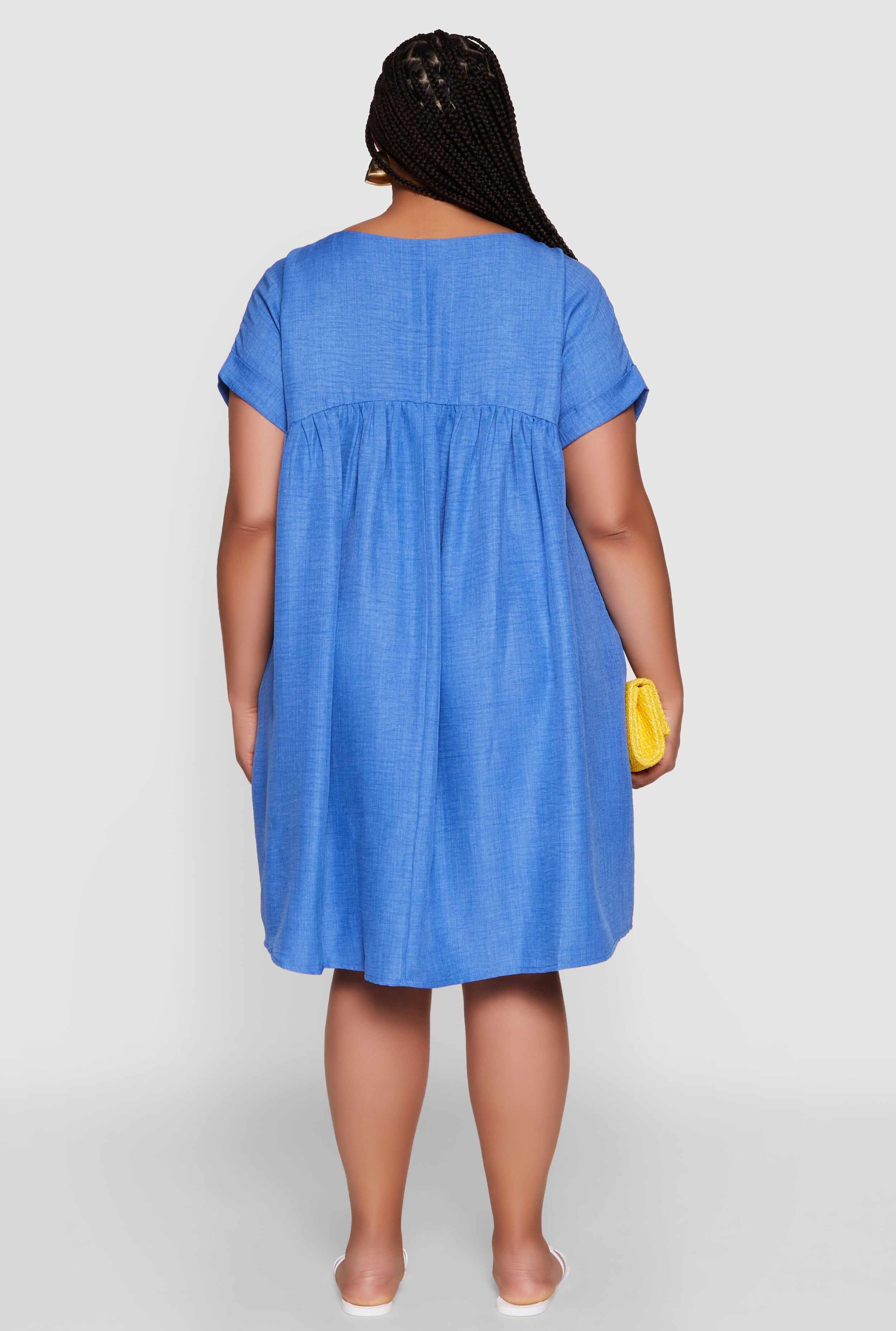 Plus Size Chic Sundress with Pockets and Scoop Neck