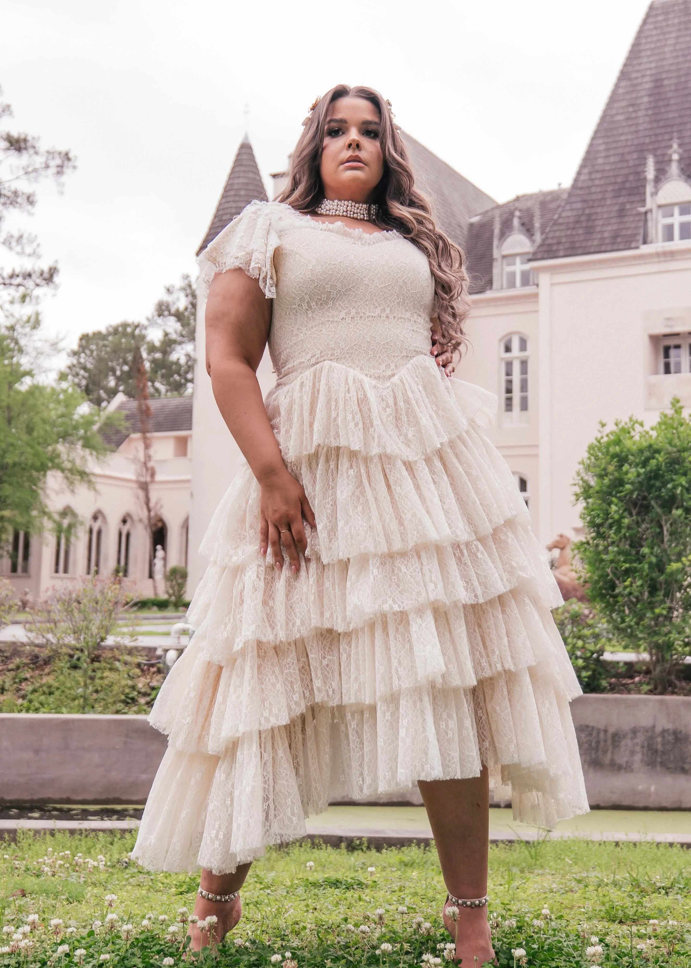 Mia Dress Champagne