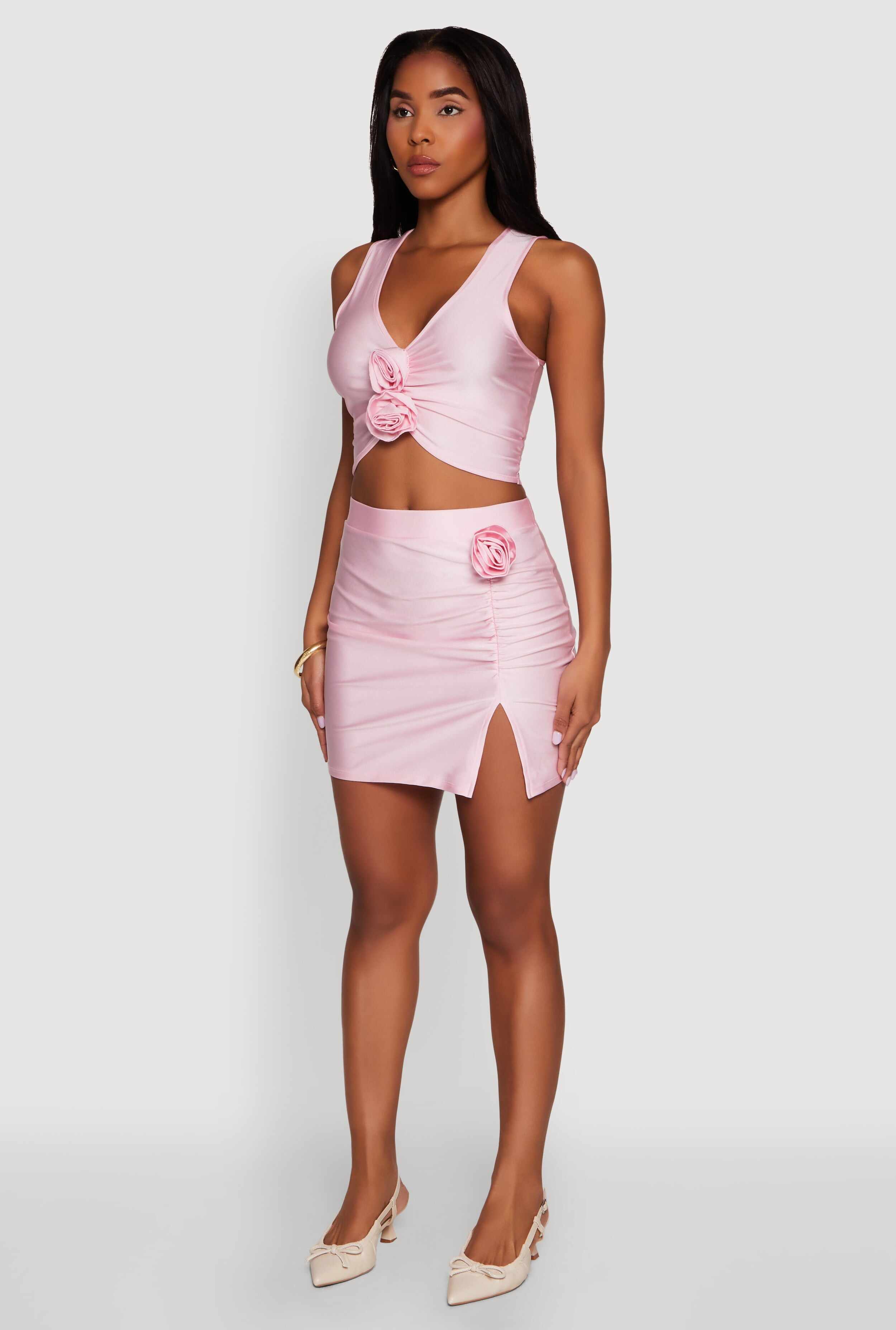 Trendy Rose Applique Sleeveless V-Neck Ruched Crop Top