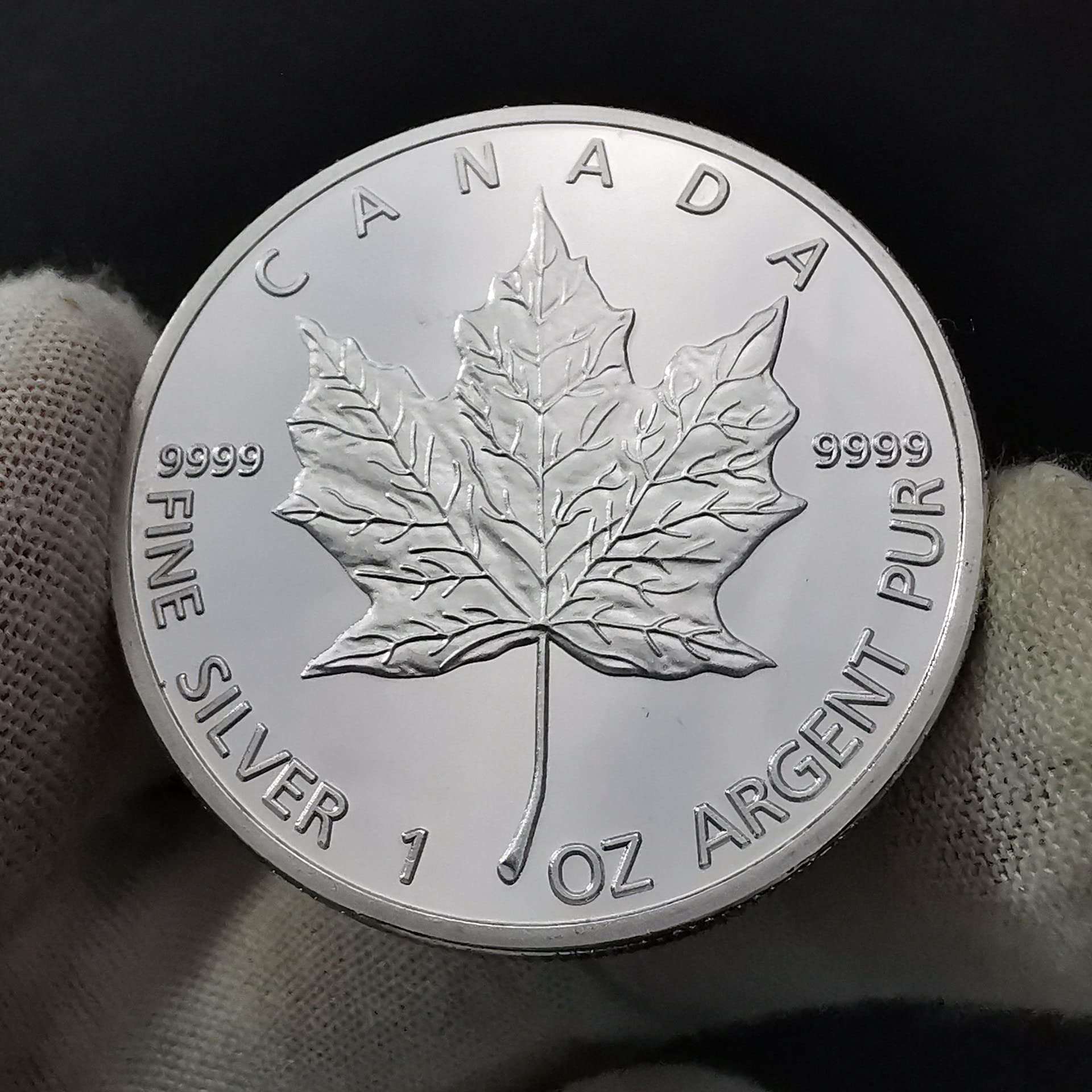 CANADA Maple Leaf 1oz FINE SILVER .