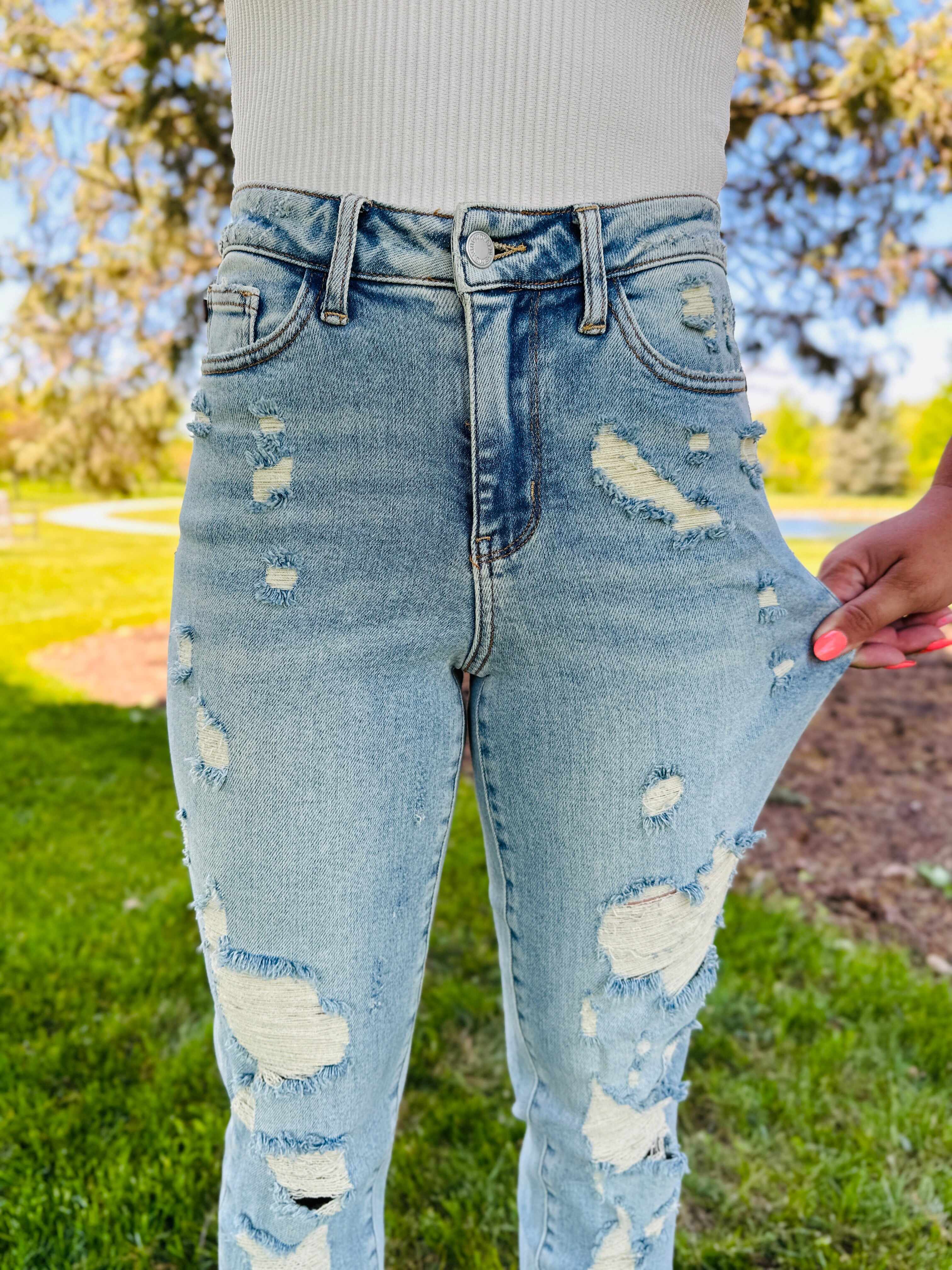 REG/CURVY Cuff It Boyfriend Jeans
