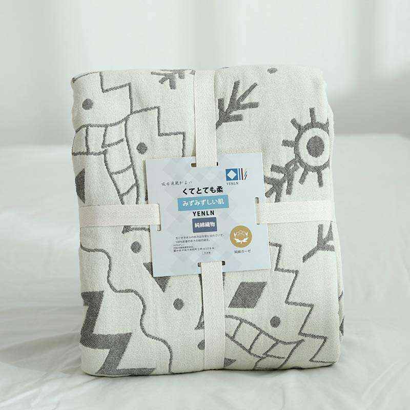 Chic Mandala Reversible Flower Cotton Quilt
