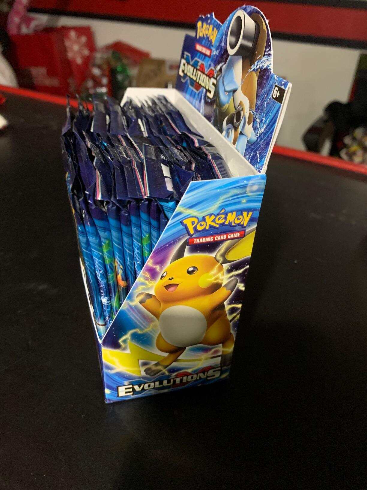 XY Evolutions Sealed Booster Box