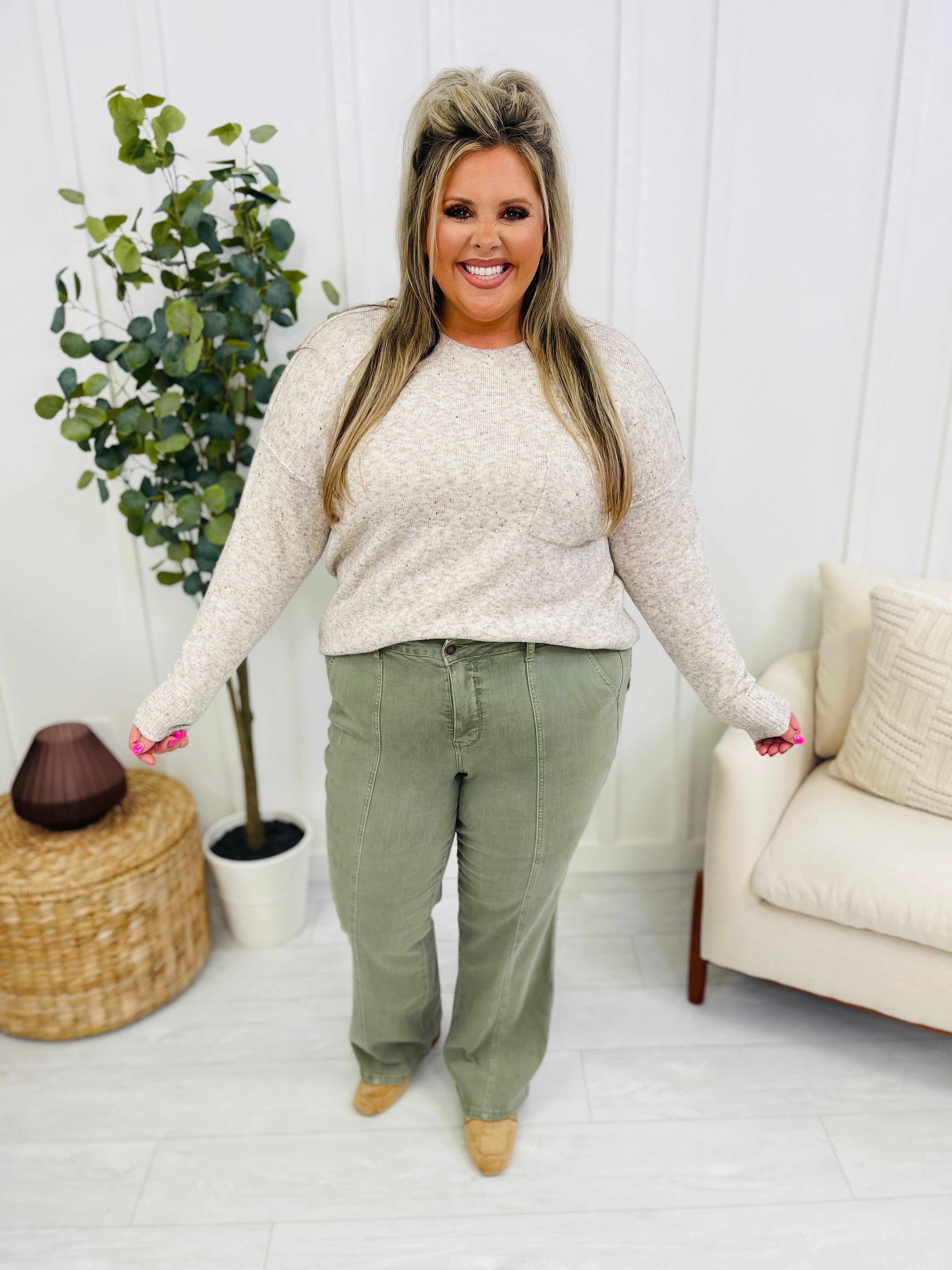 PLUS/REG Center Sage Straight Leg Jeans