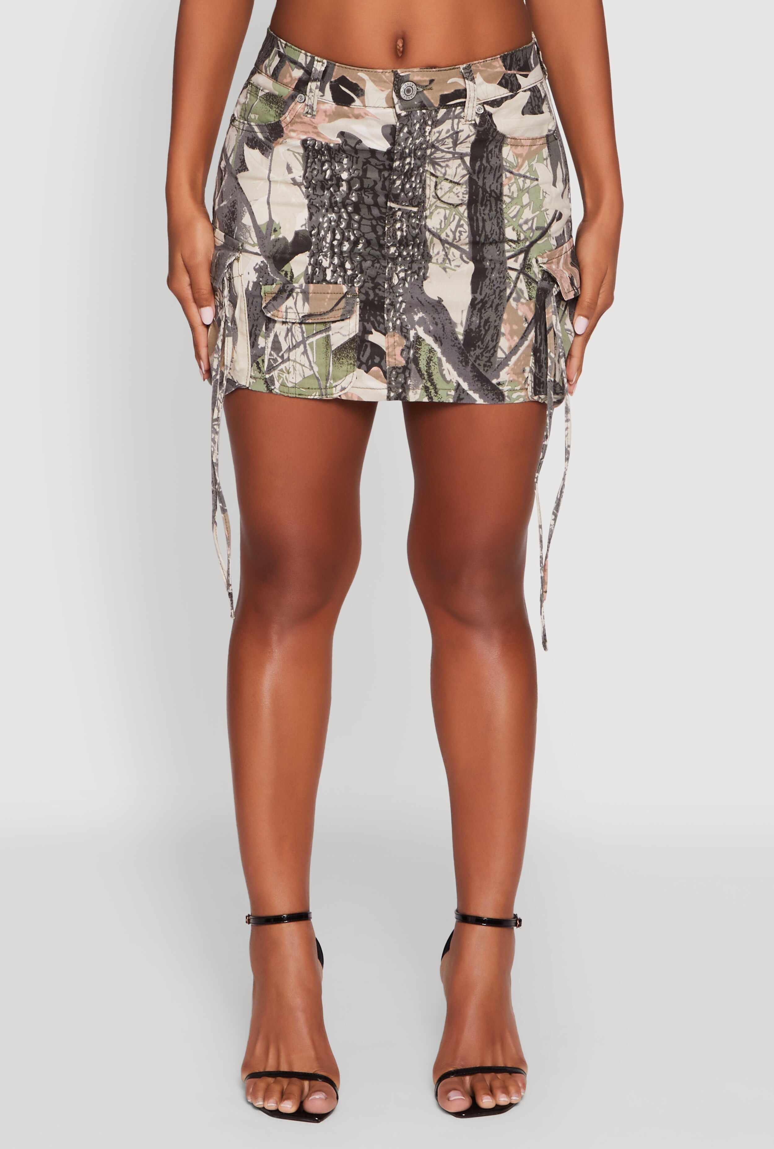 Trendy Hunter Print Mini Cargo Skirt