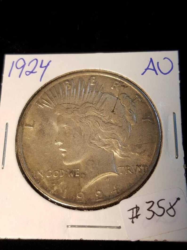 1924  Silver Peace Dollar AU  ! Lot# 358