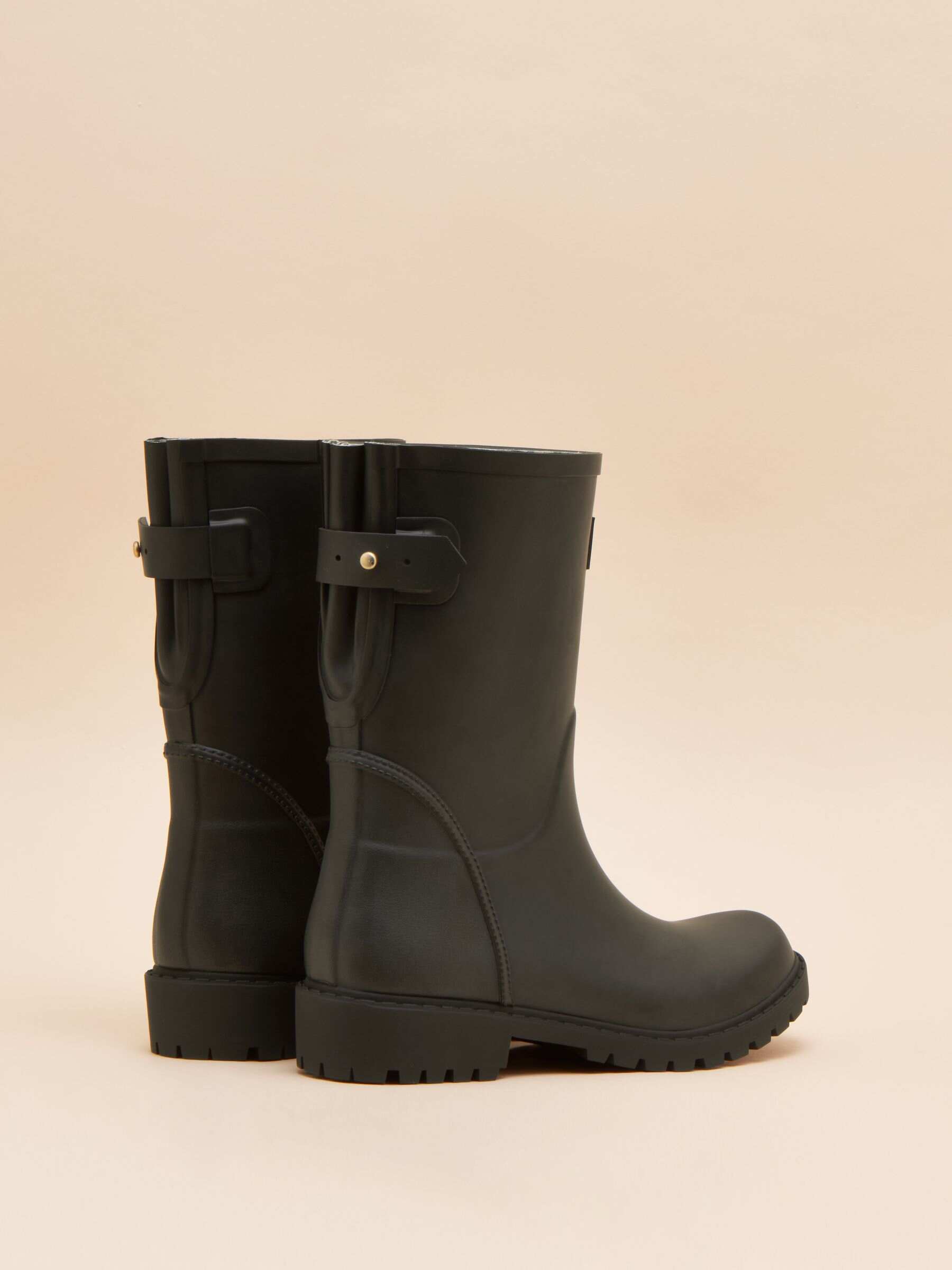 Wistow Black Adjustable Mid Calf Wellies