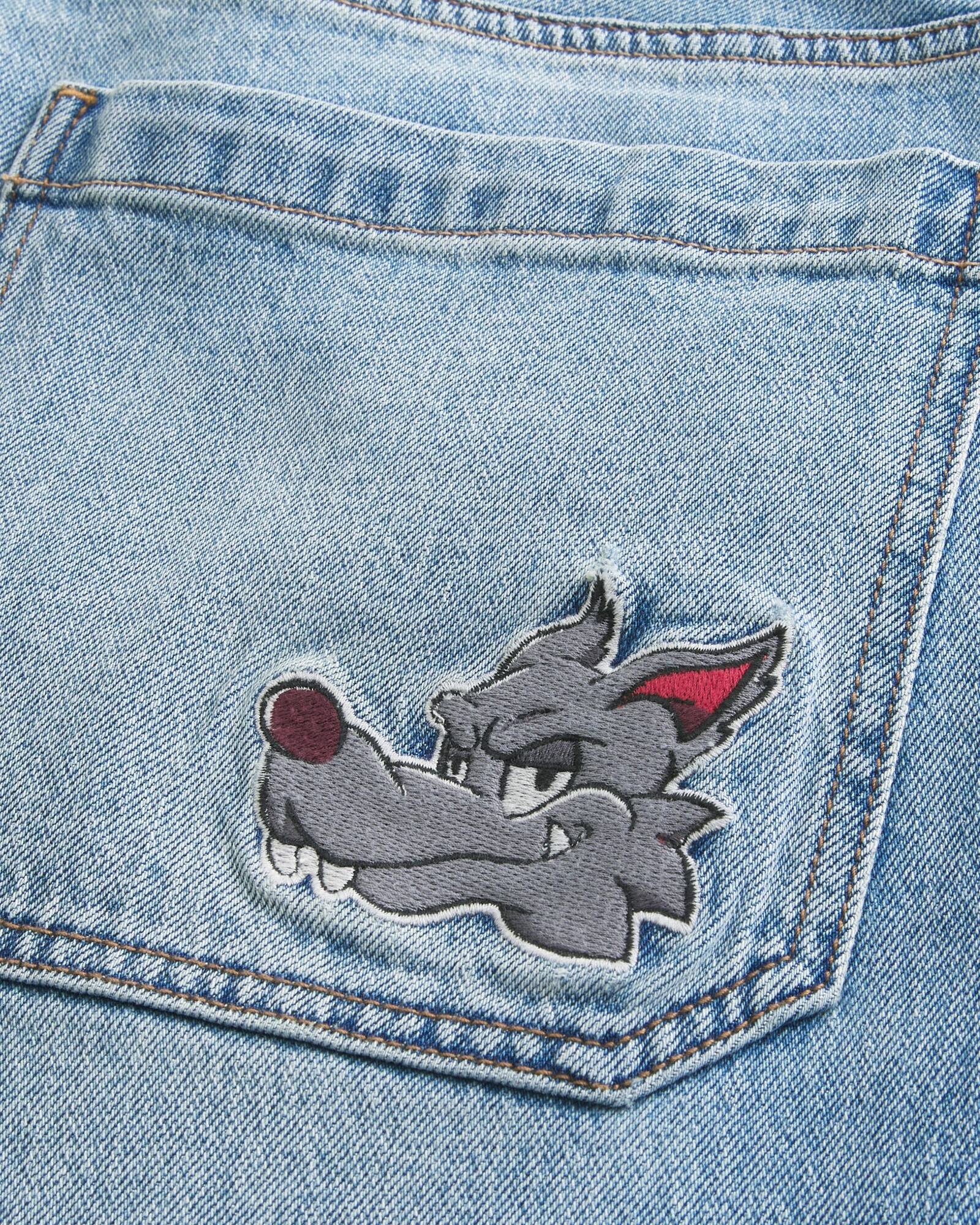 Medium Wash Super Baggy Jeans