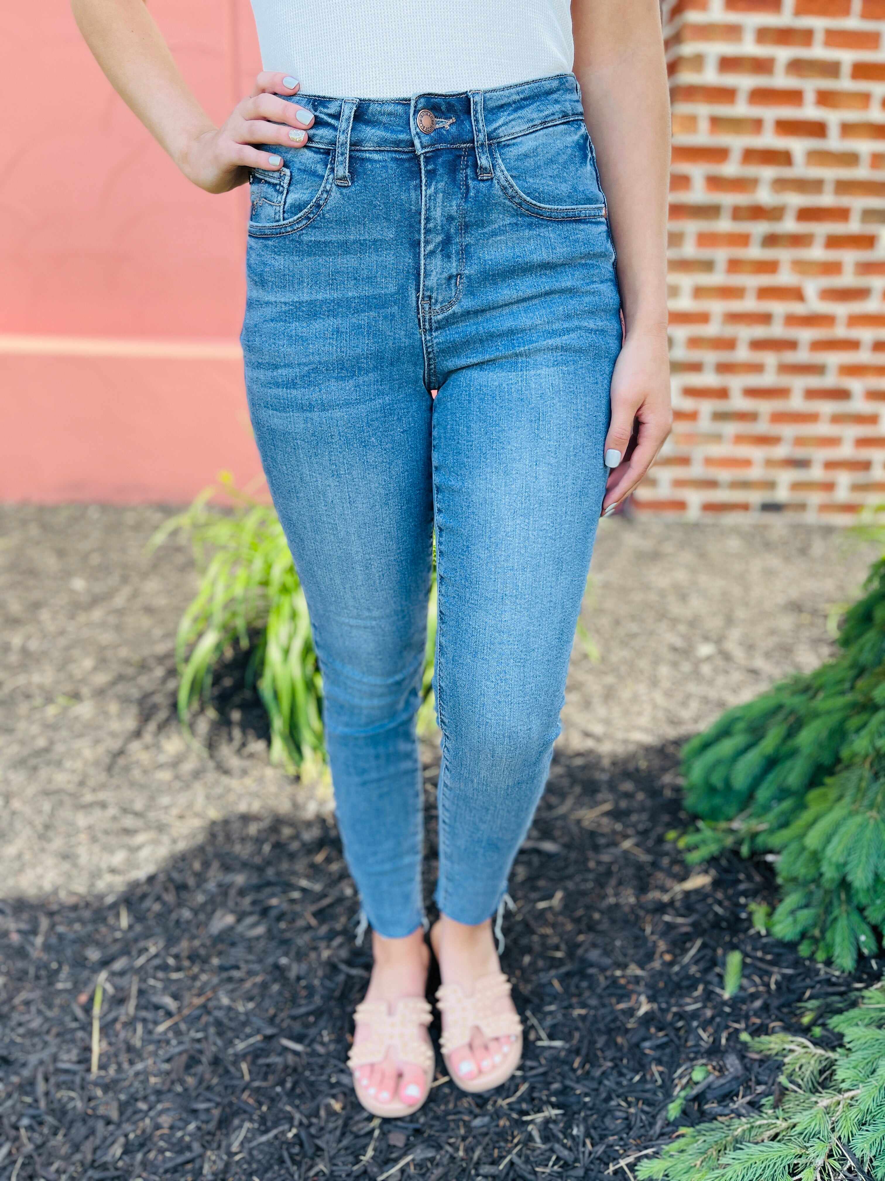 PLUS/REG Kick Back and Relaxed Fit Jeans