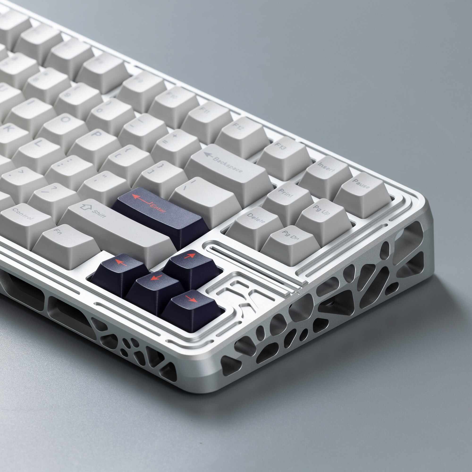 Ready To Use Holy80 Hotswap version with Lucy R2 keycaps