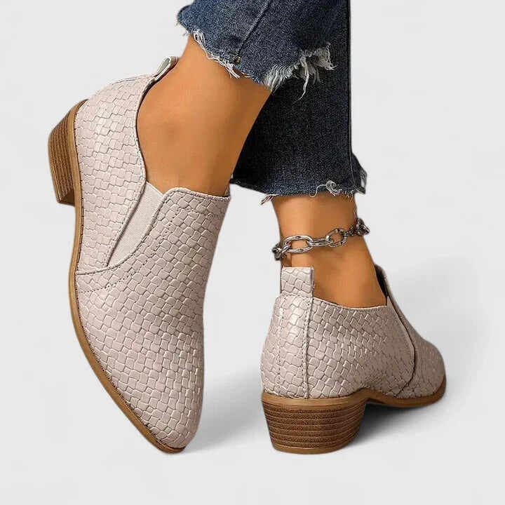 Violeandra | Orthopedic Shoes