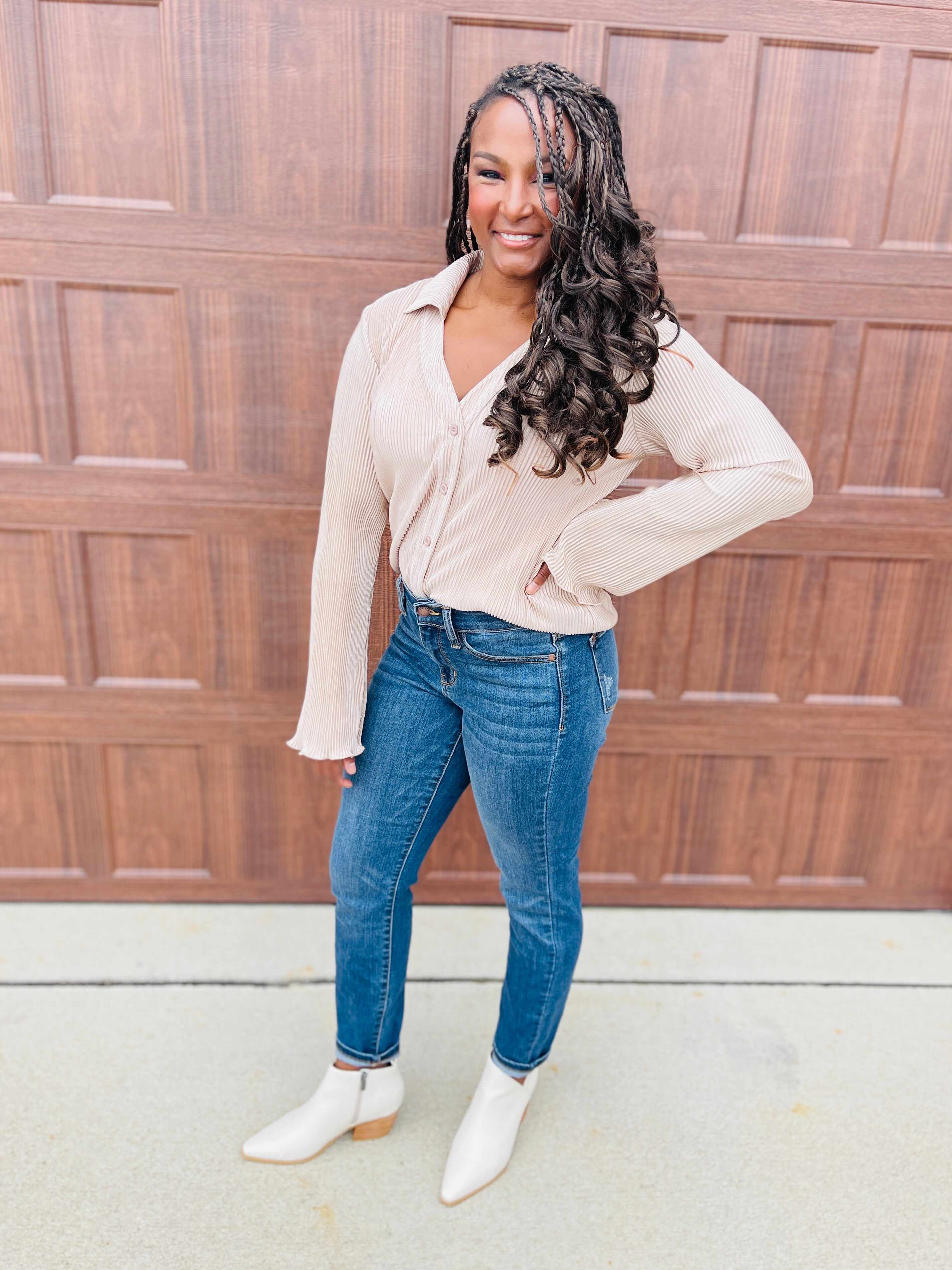 Mid Rise Plus/Reg Everyday Essential Relaxed Fit Jeans - Multiple Inseams!