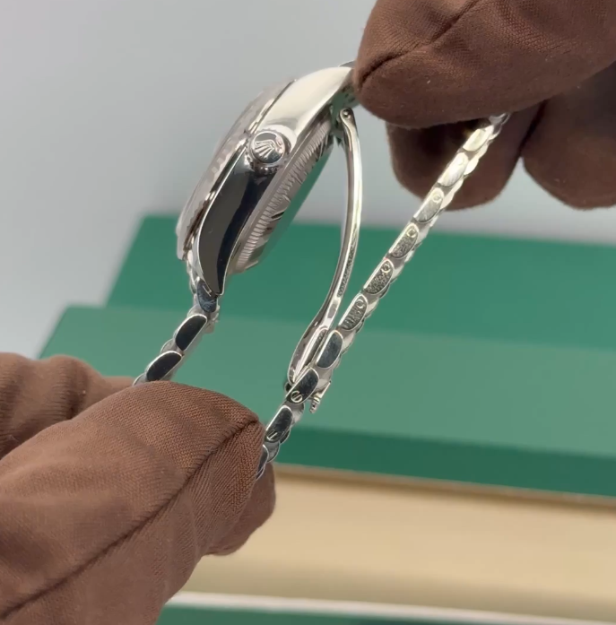 NEW 2025 Rolex Lady Datejust 28mm 279174 Stainless Steel Jubilee Pink Dial