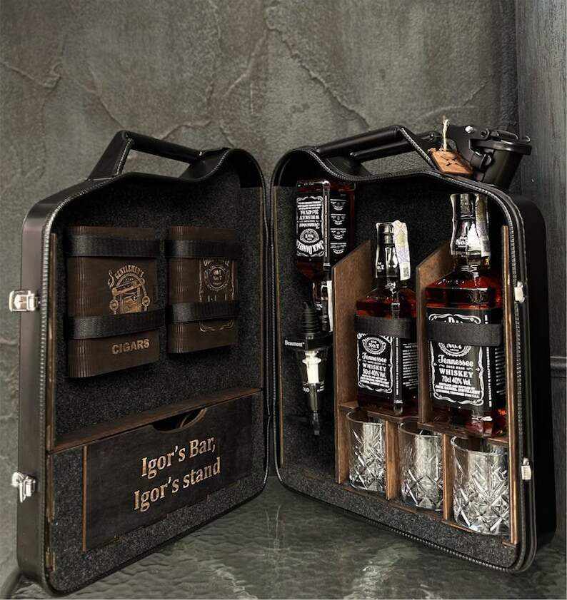 20 L Jerry Can Mini Bar With Alcohol Dispenser, Home Mini Bar, Handmade Travel Bar Set, Gift for him, For Husband, For Dad, Custom Fuel Bar