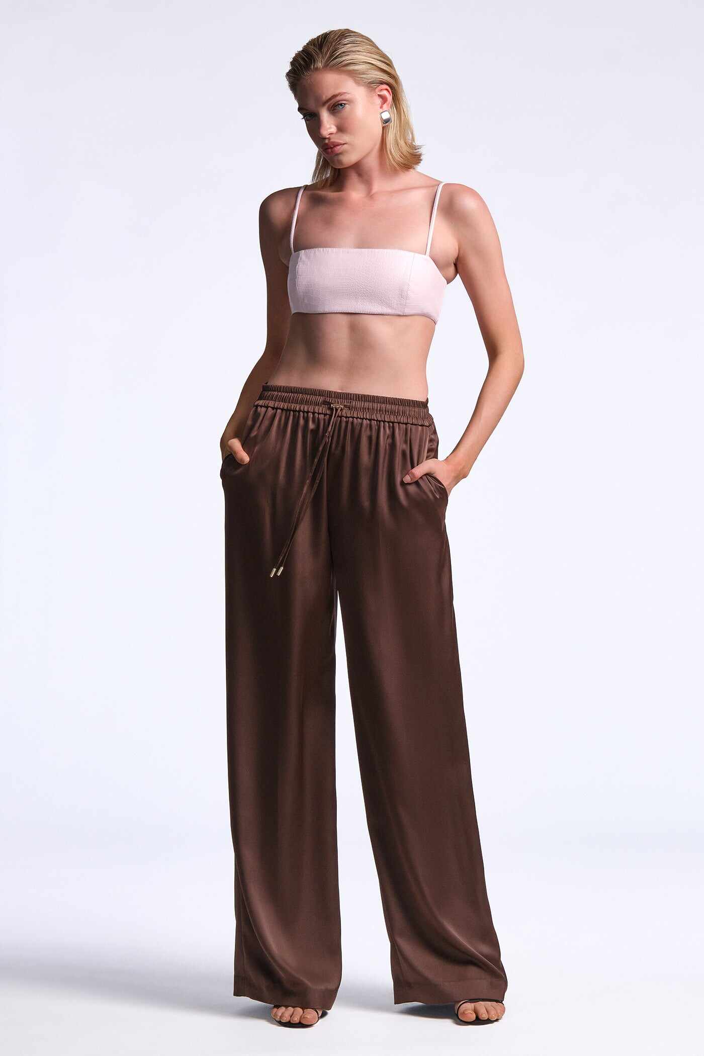 Amara Pant