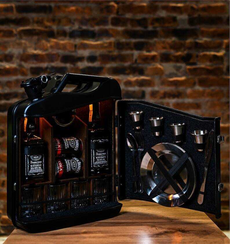 20 L Gift Black Matte Mini Bar Jerry Can, Metal Mini Bar With Wood Inside With Picnic Set, Custom Fuel Bar, Canister Bar Jerry Can