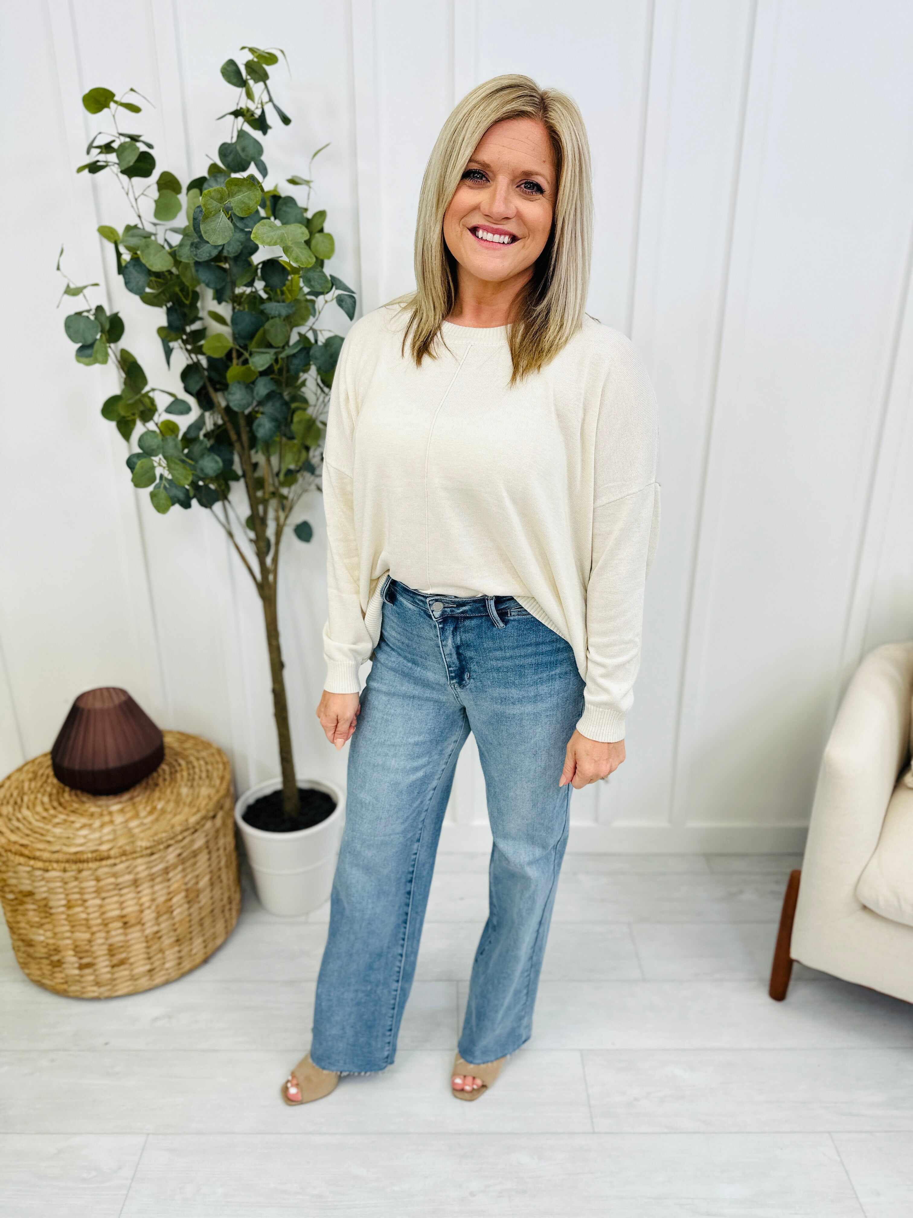 REG/CURVY Stand By Me Wide Leg Trouser Jeans
