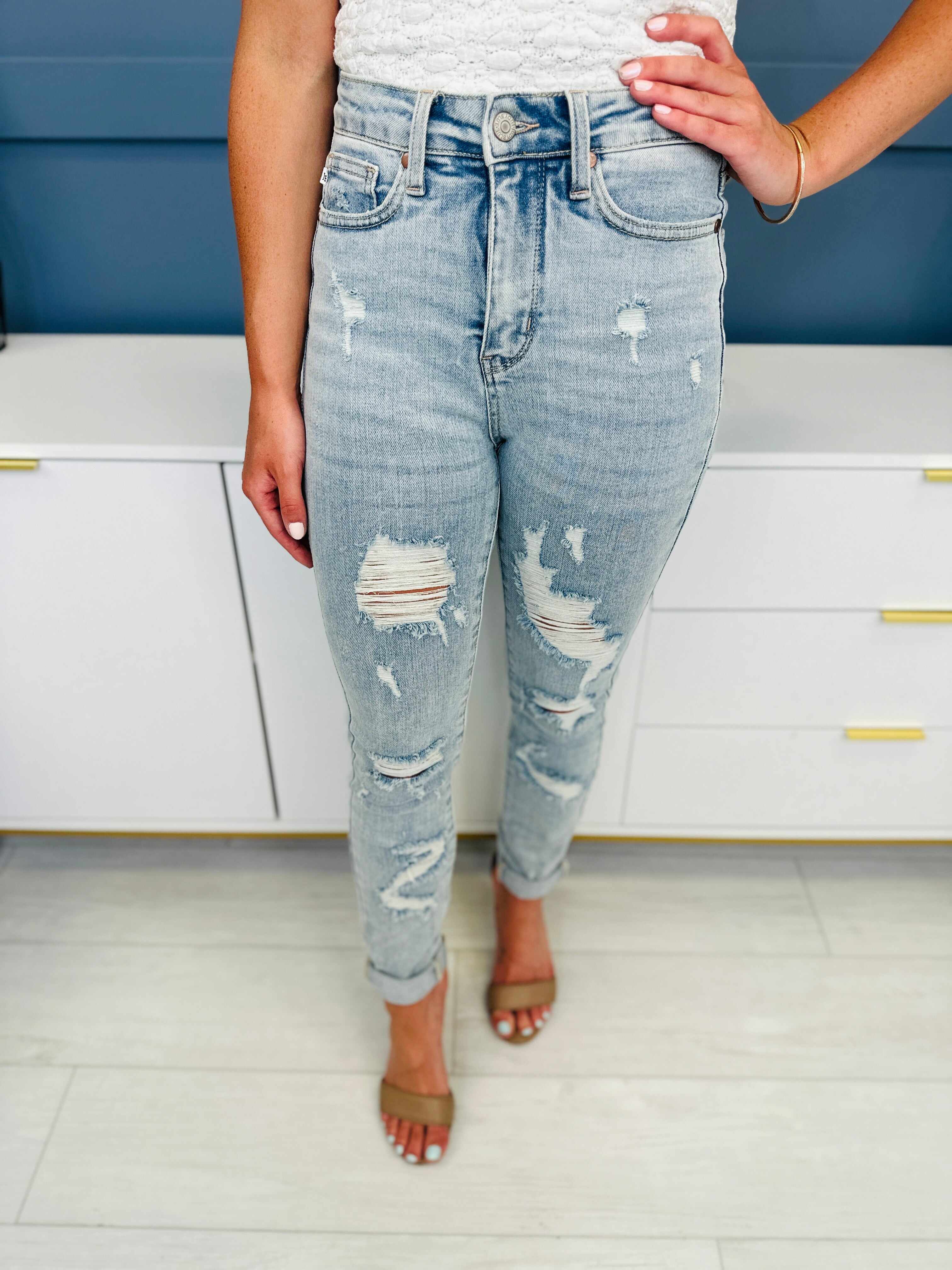 Tummy Control Skinny Jeans in Reg/Curvy Always in Control Restock