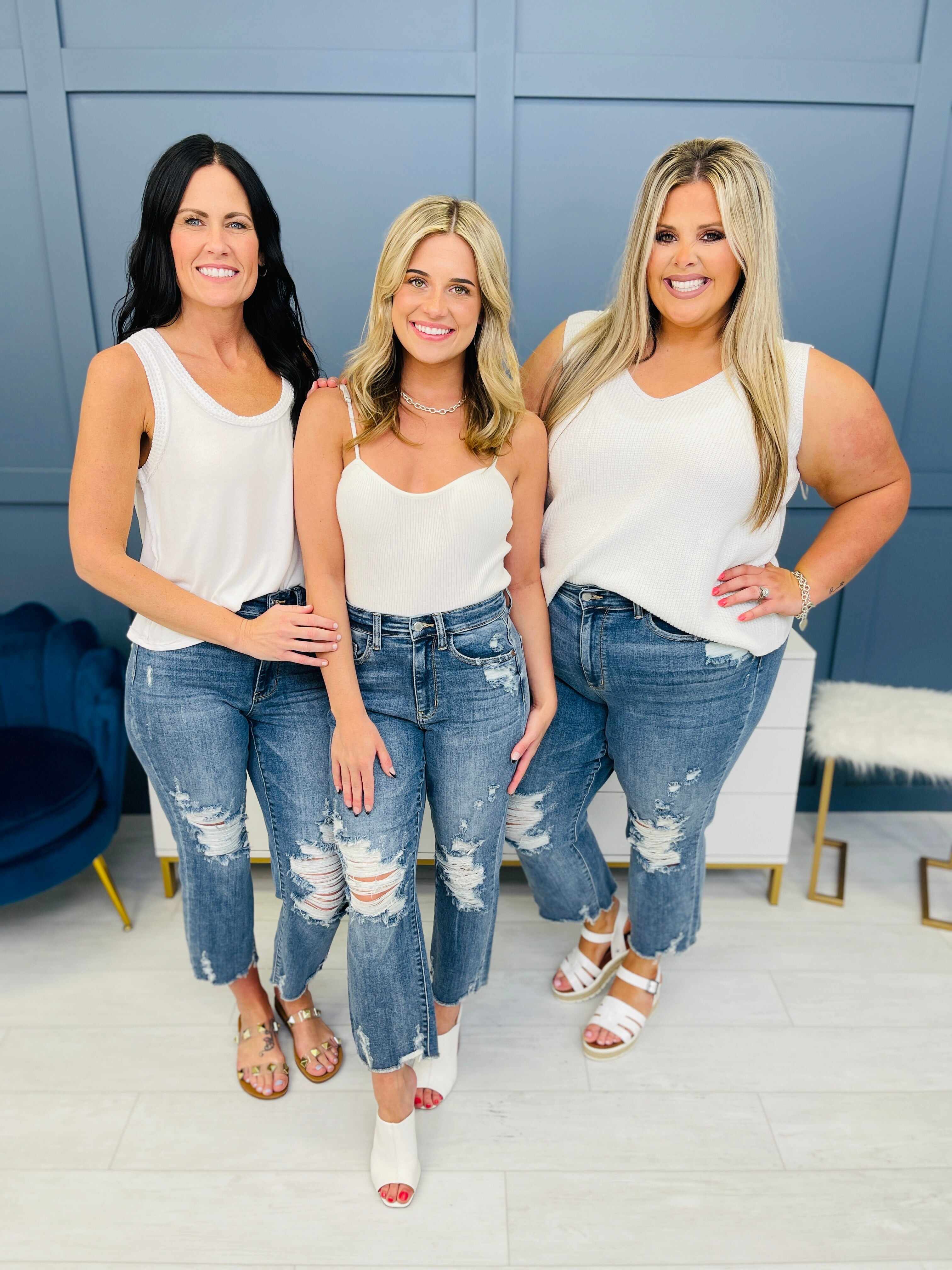 REG/CURVY Straight for the Heart Ankle Jeans