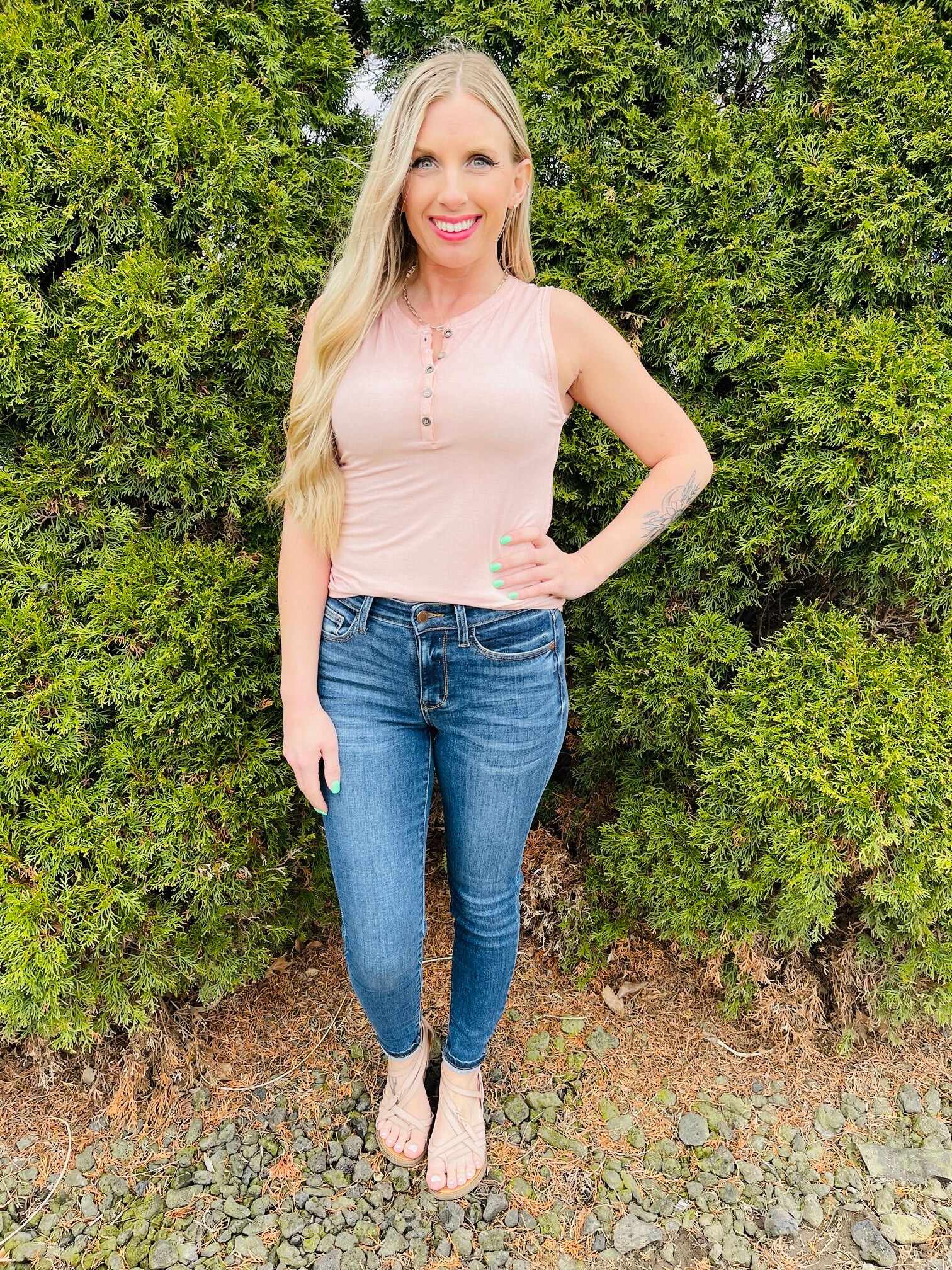 FOURTH! RESTOCK! Plus/Reg All Day Everyday Midrise Nondistressed Skinny Jeans
