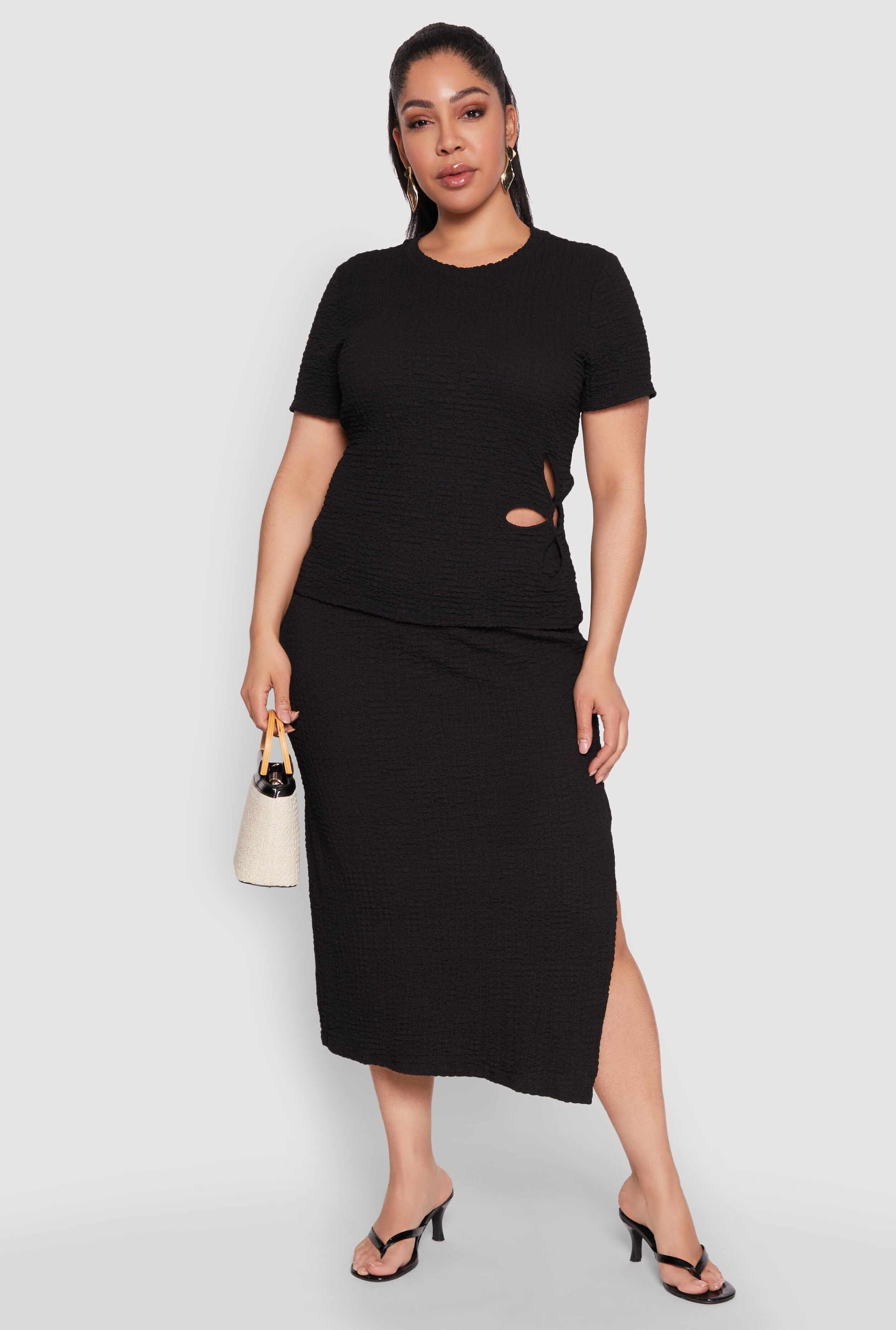 Plus Size Textured Knit Midi Skirt
