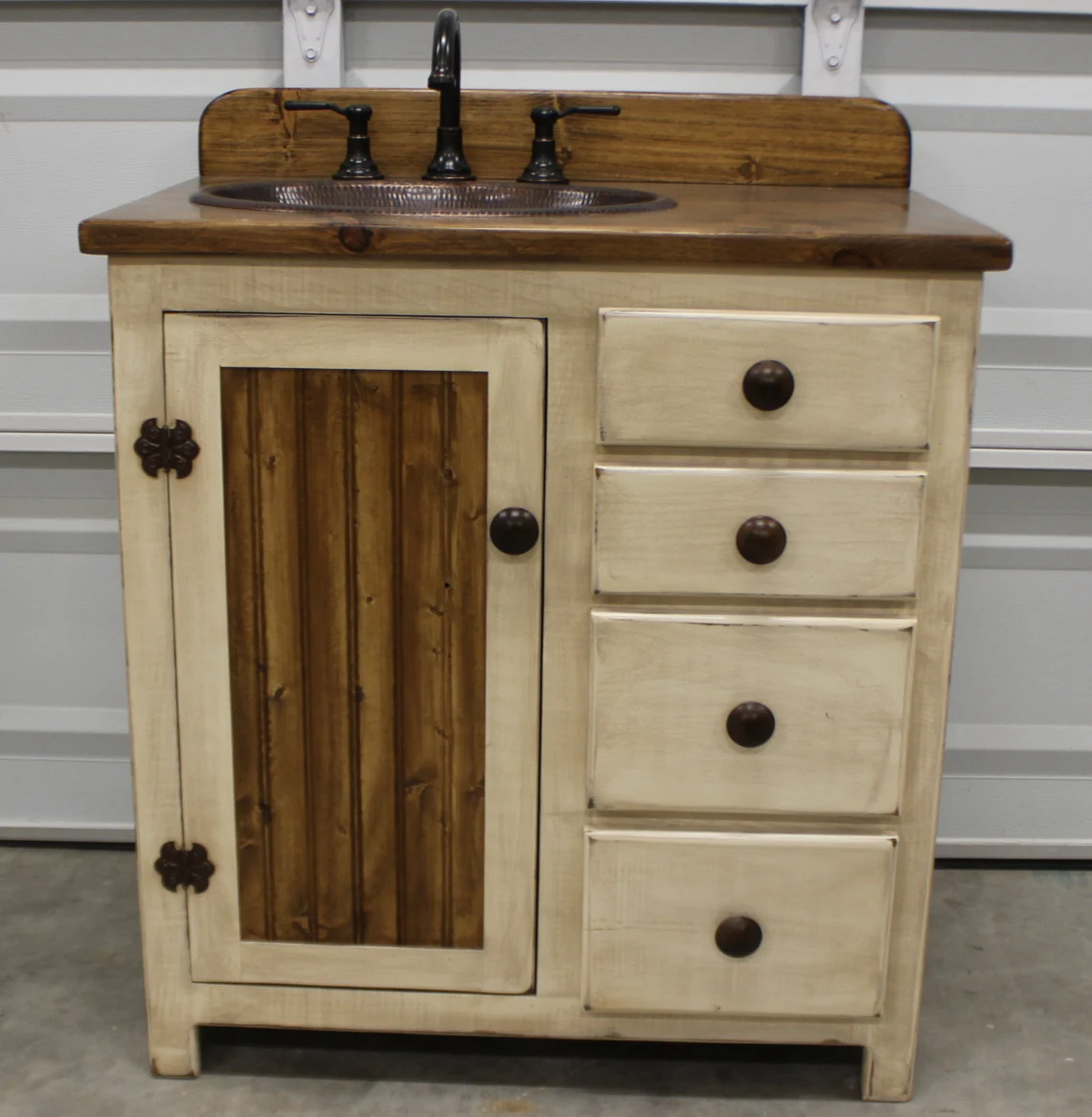 Rustic Farmhouse Vanity - 32