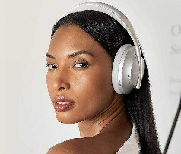 Noise Cancelling Headphones 700