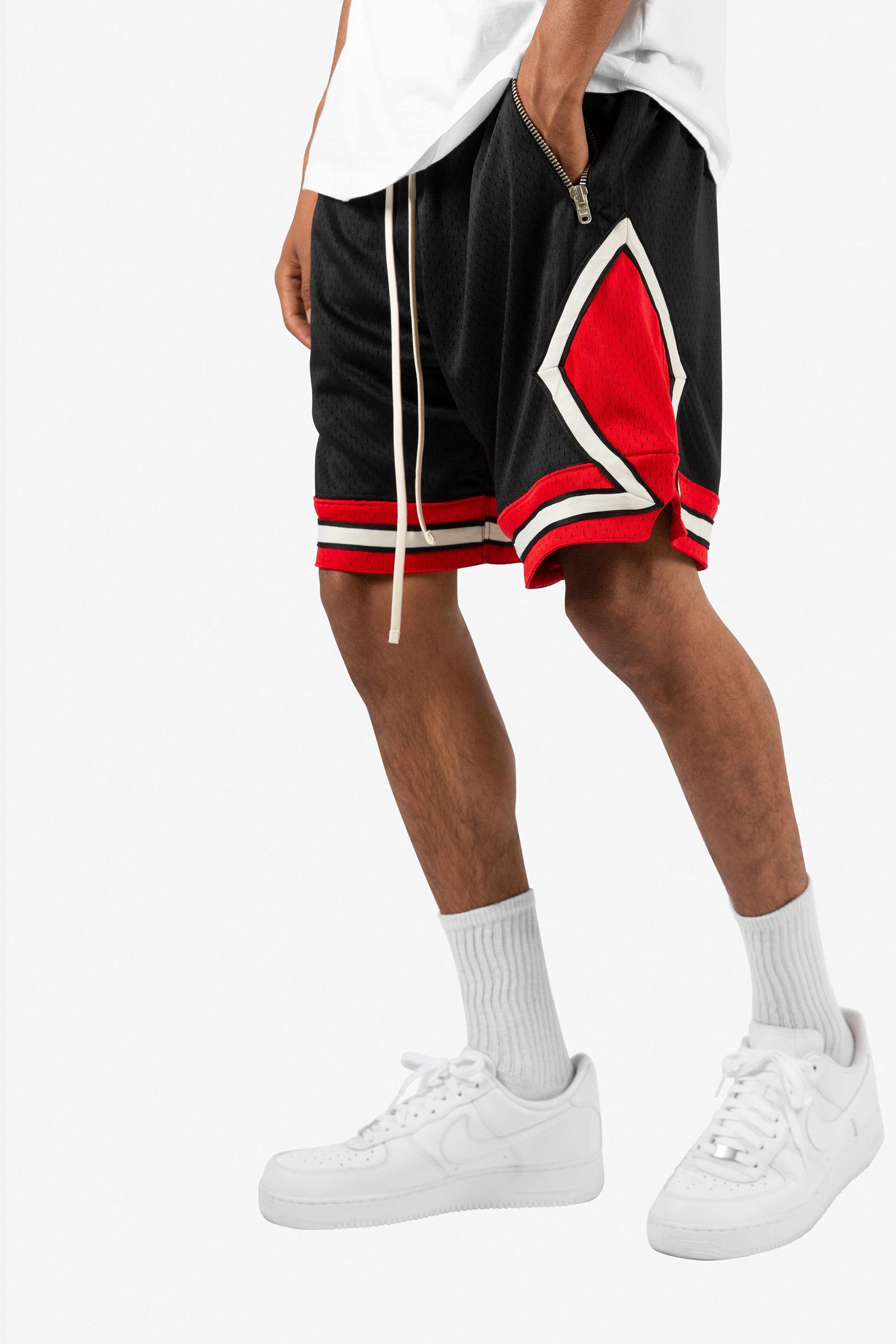 Classic Basketball Shorts - Black/Red