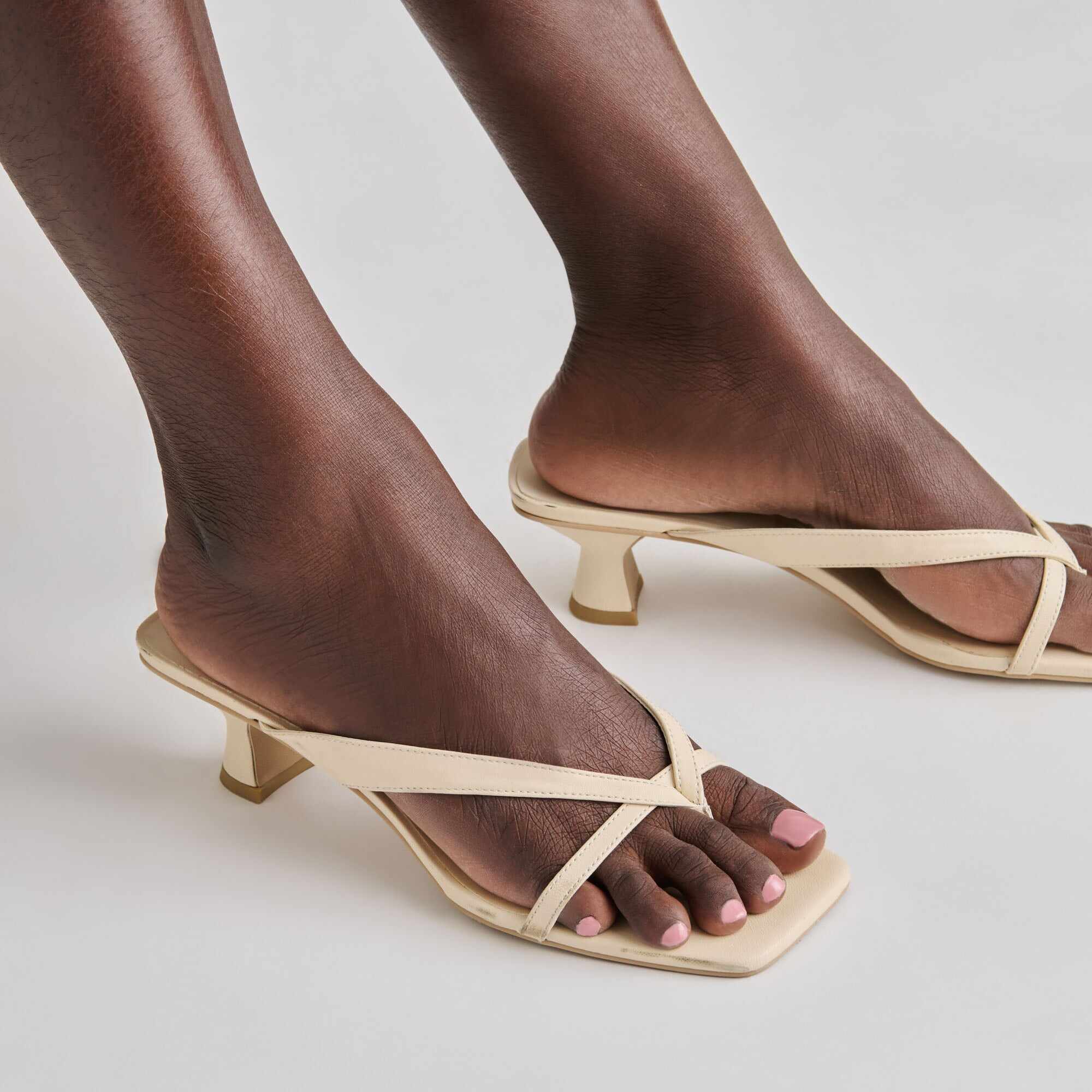 BREVEL HEELS BONE LEATHER